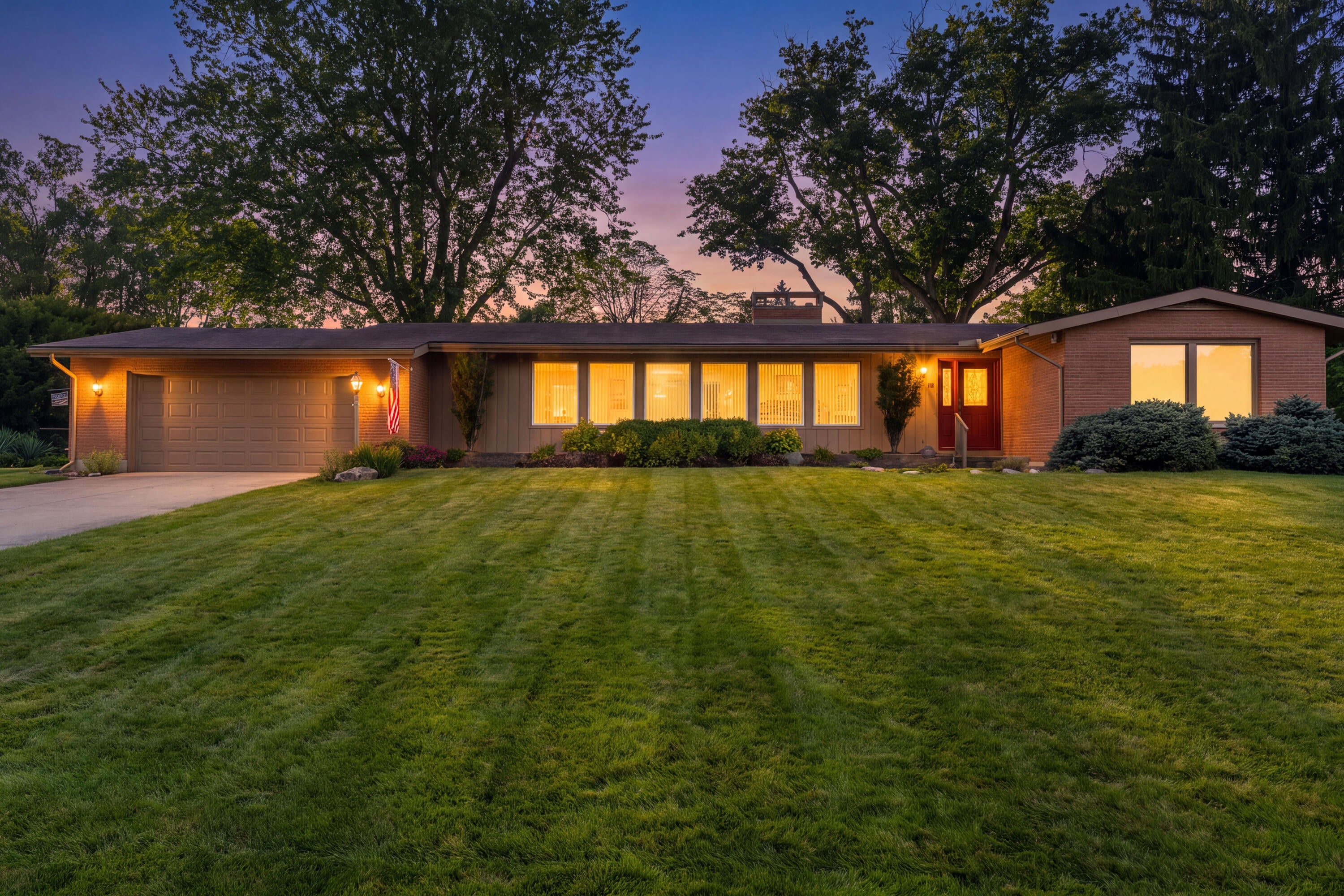 1312 Stratford Drive — photo