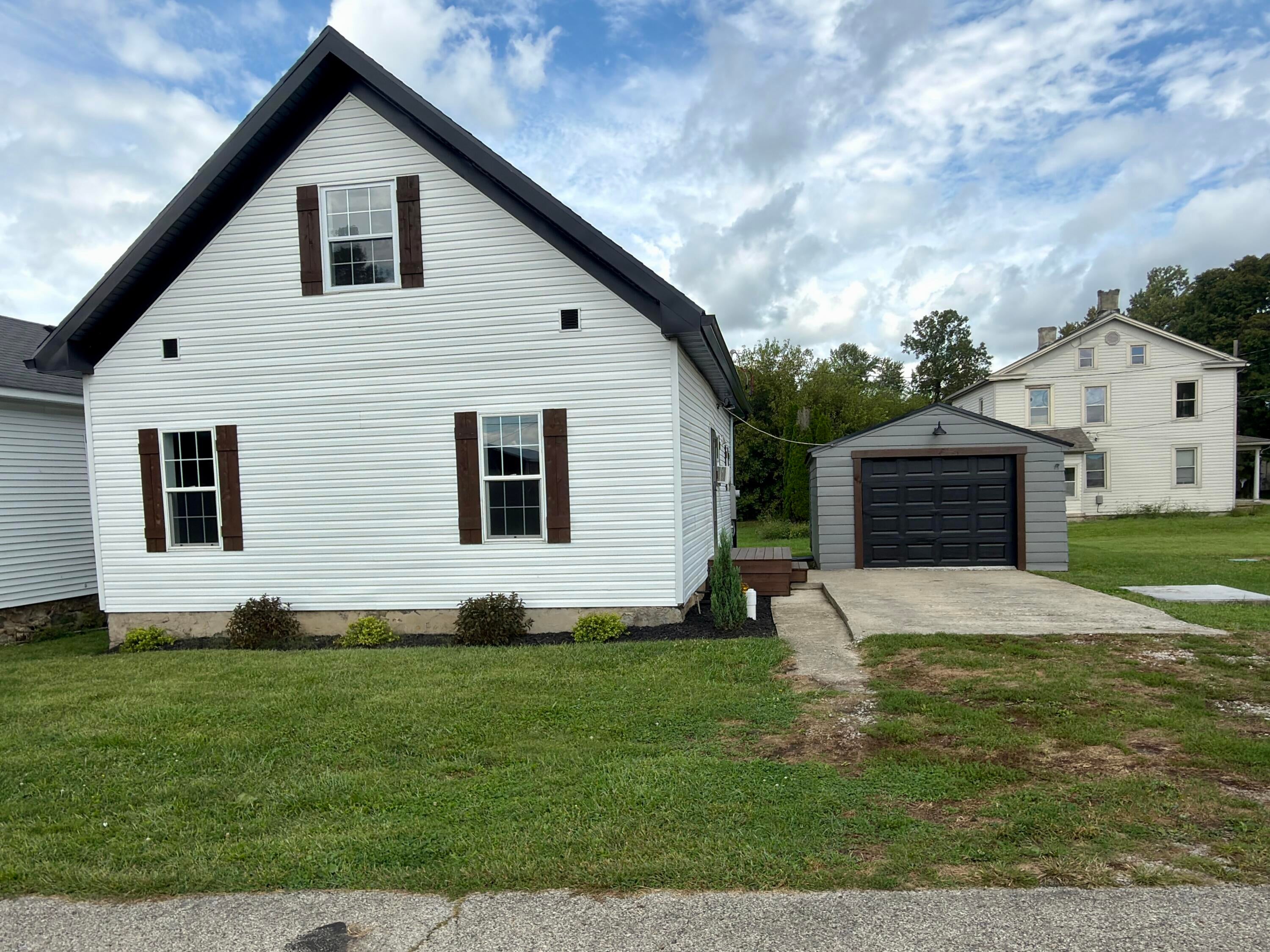 7925 South Street — photo