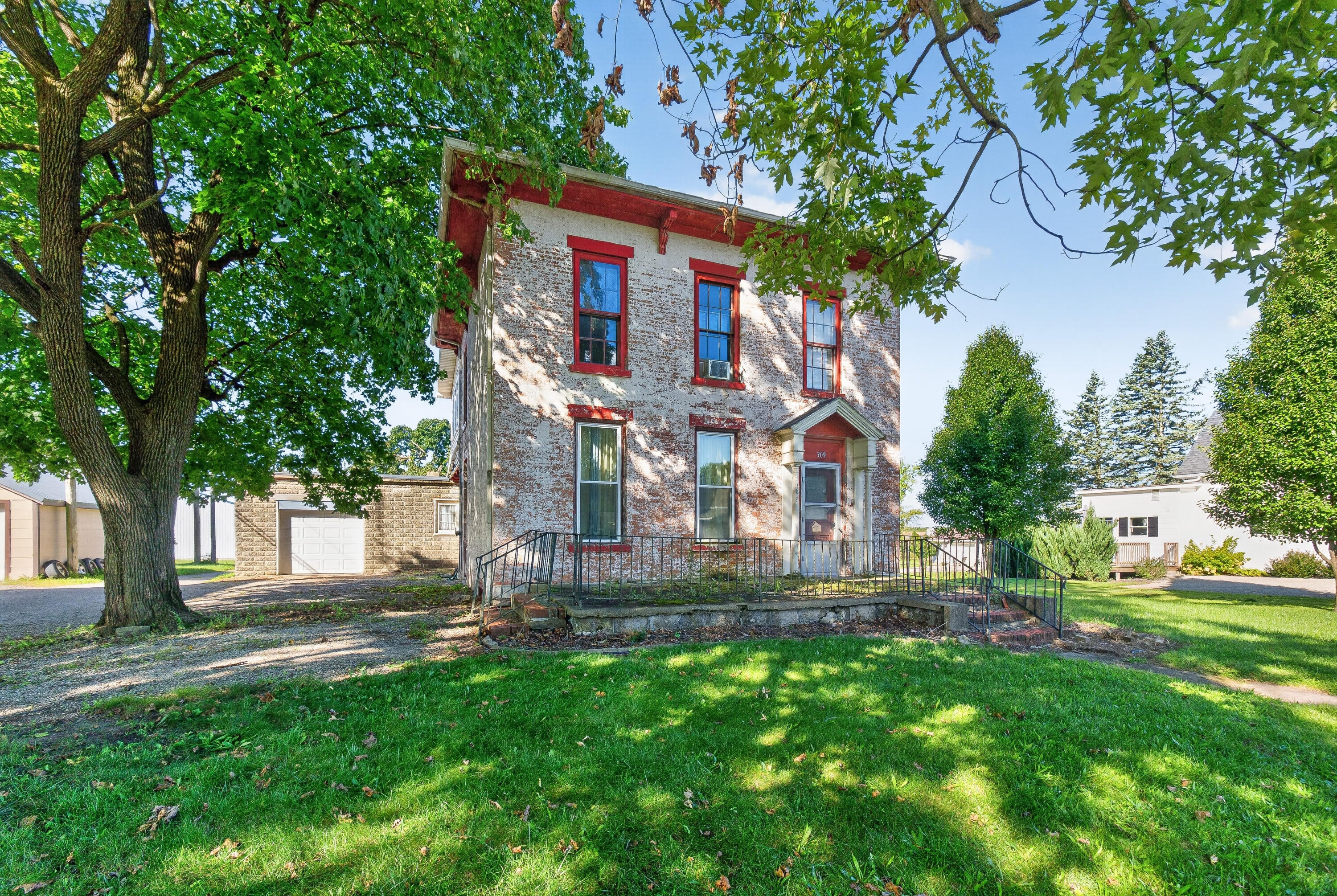 309 N Main Street — photo