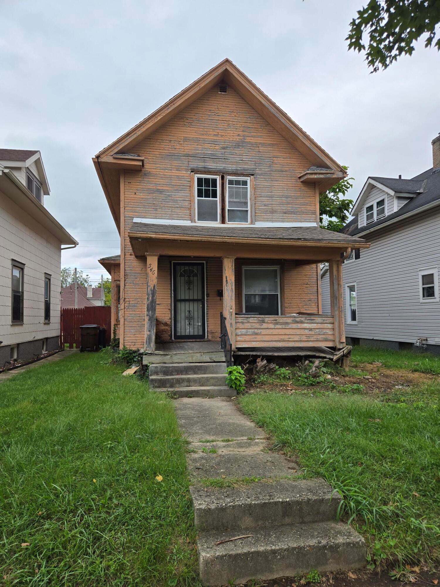 546 E Rose Street — photo