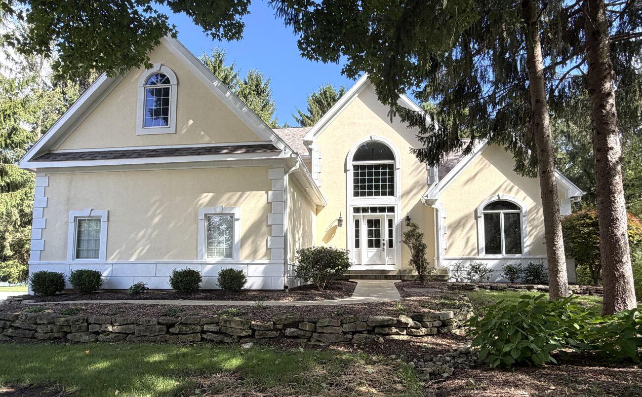 220 Bent Pines Court — photo