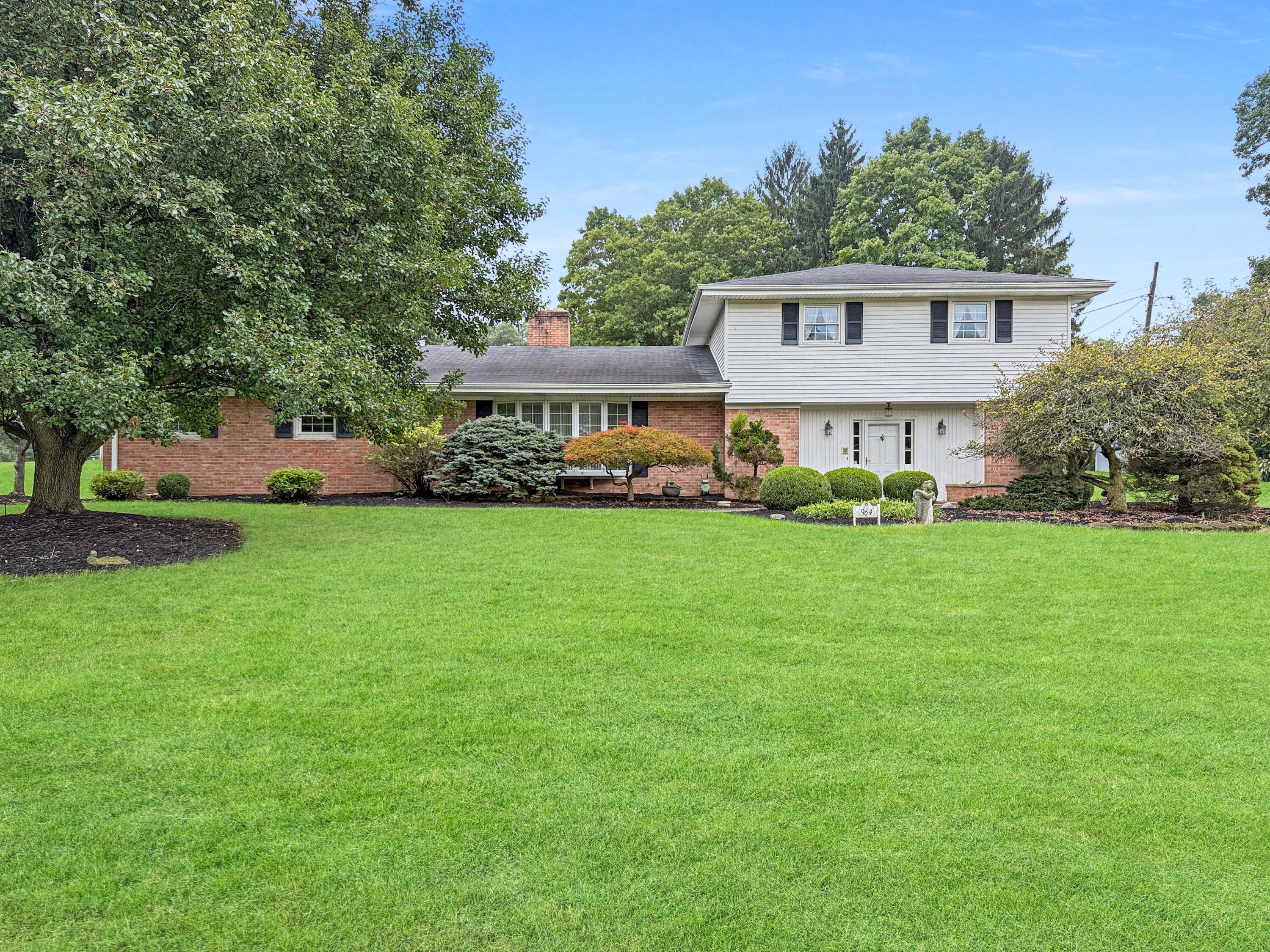 964 Bon Air Drive — photo