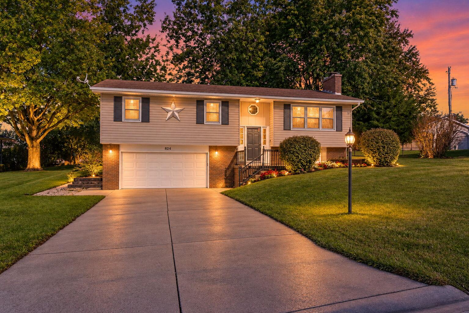 824 Ridgeview Drive — photo