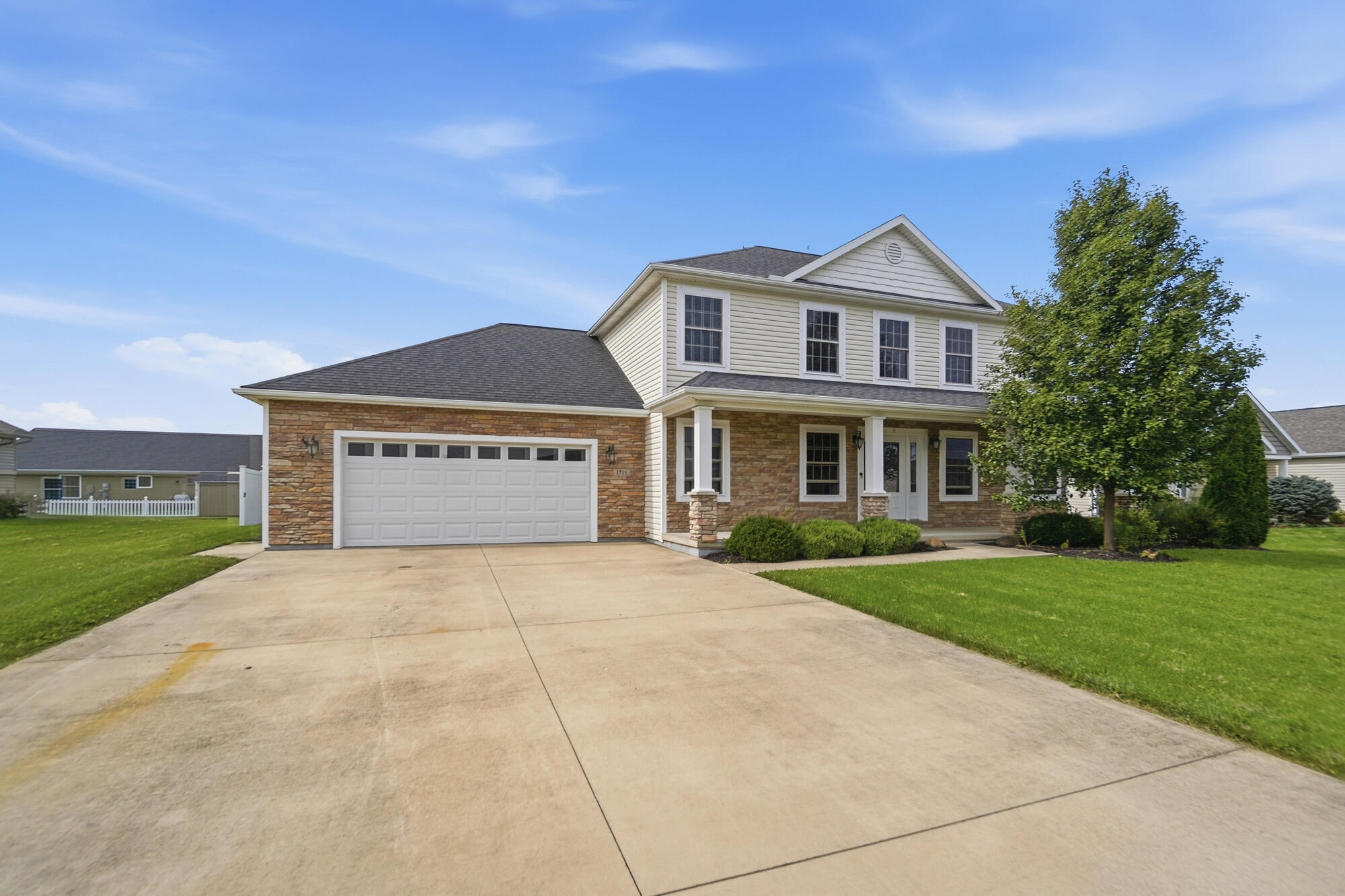 1715 Wildwood Court — photo