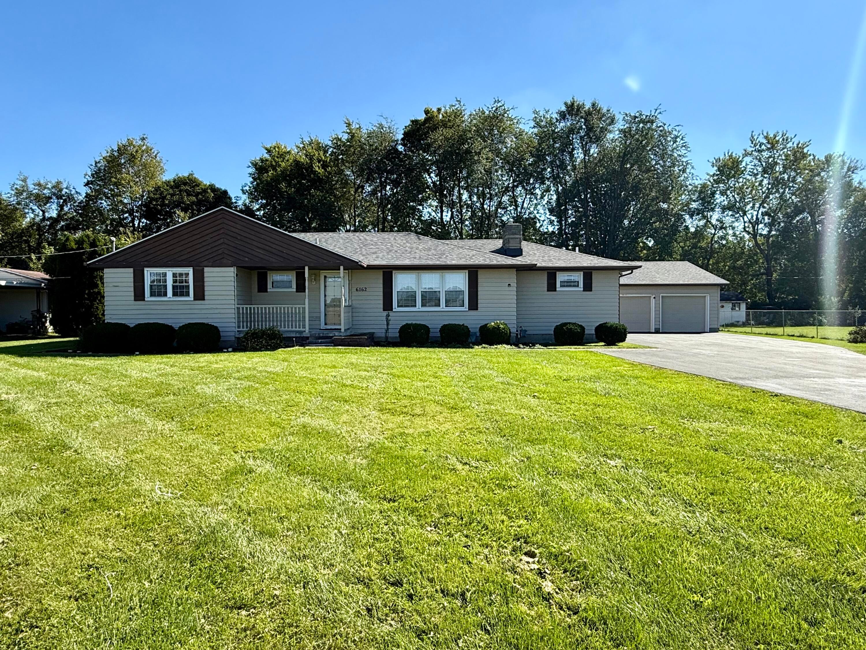 6162 Prairie Road — photo