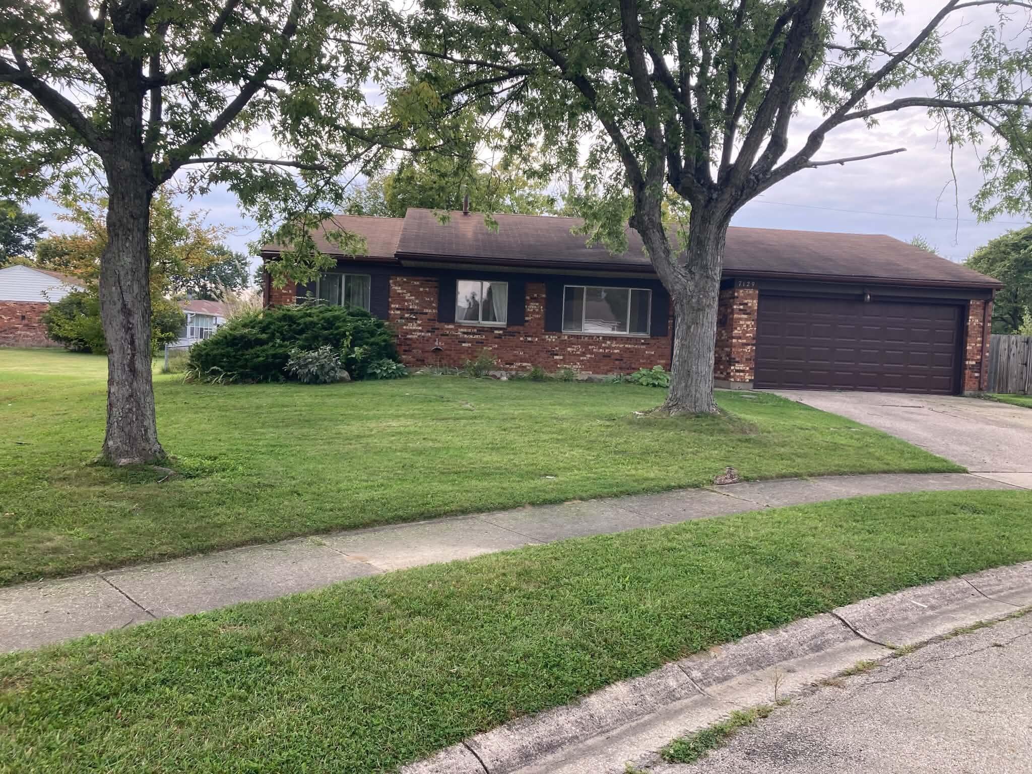 7129 Cayuga Court — photo