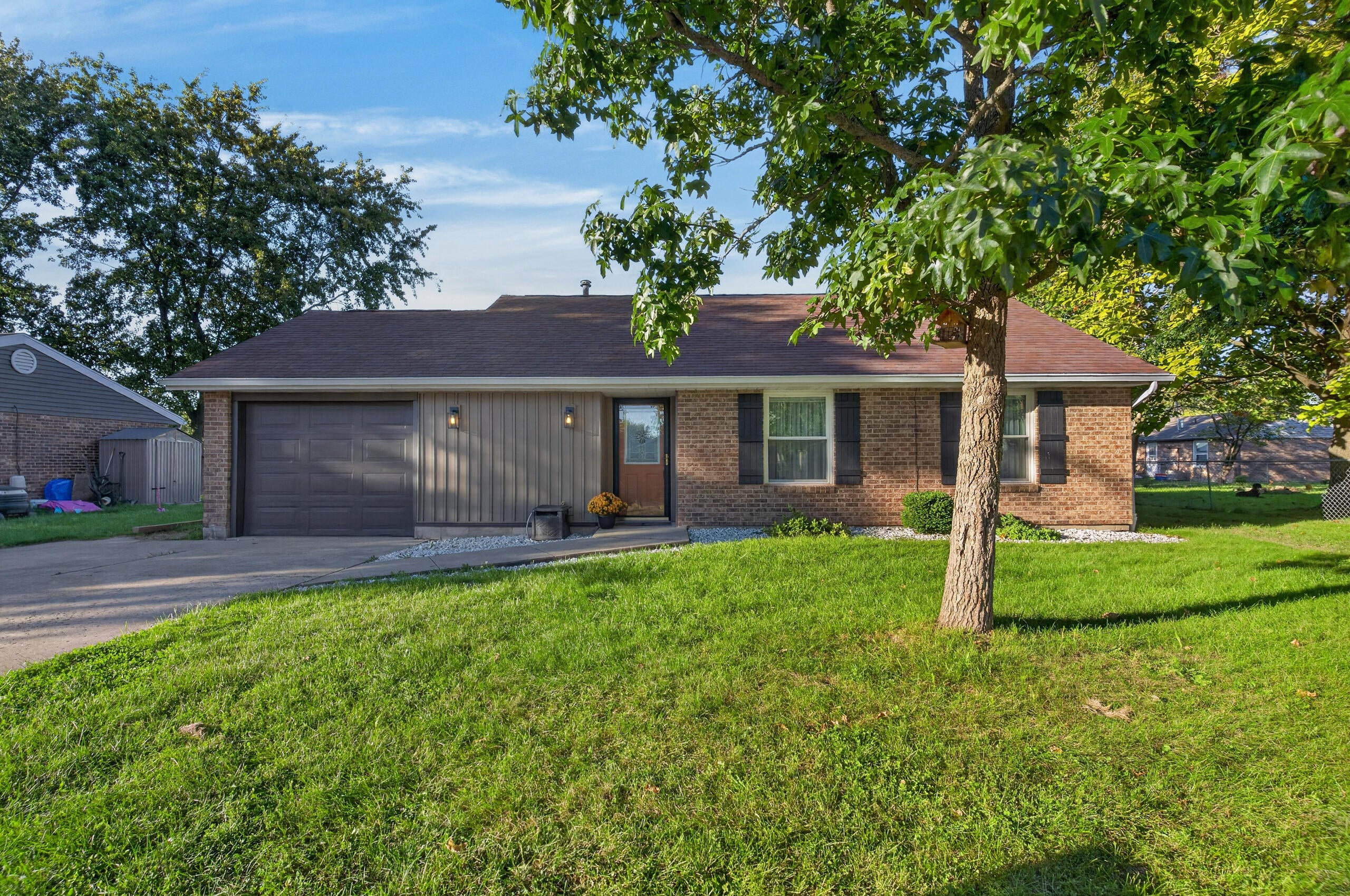 404 E Walnut Street, Anna, OH 45302 — photo 2