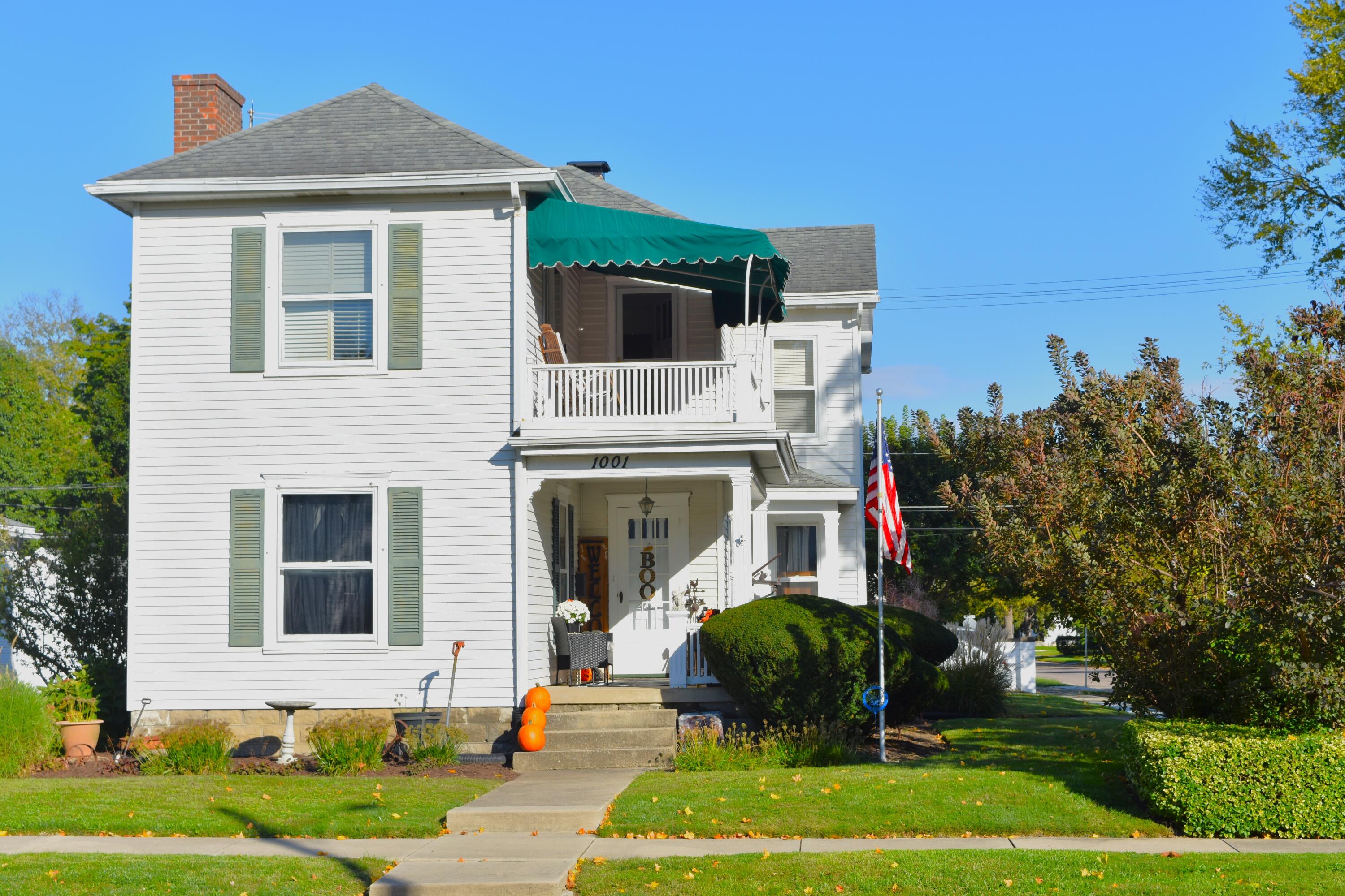1001 Washington Avenue — photo