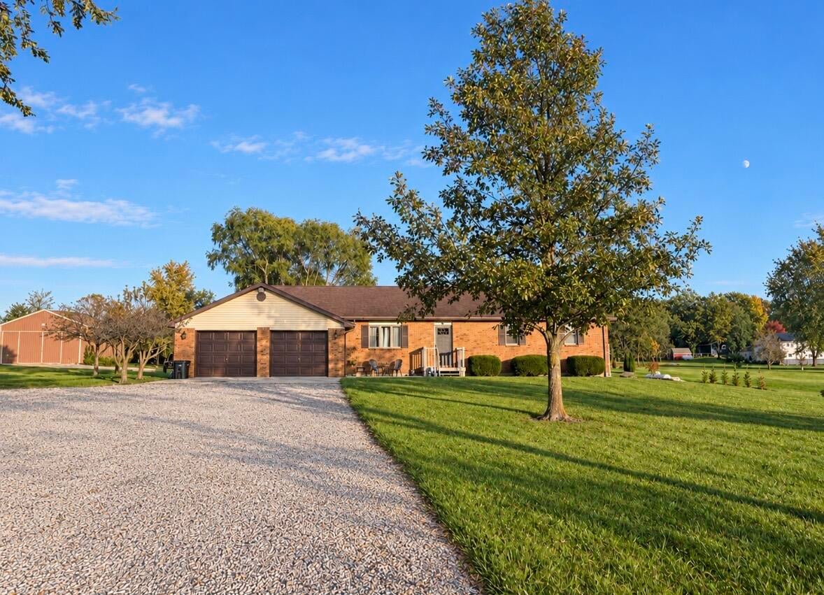 7302 State Route 118 — photo