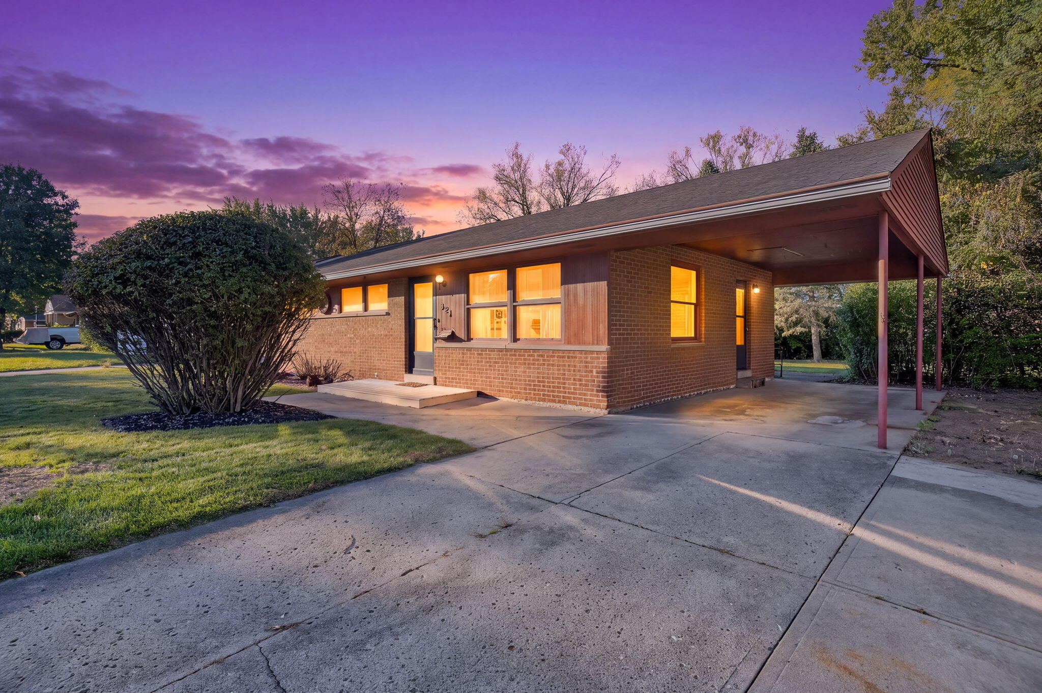 327 Brocone Drive — photo