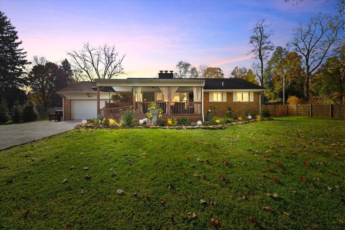 4438 Hoffman Drive — photo