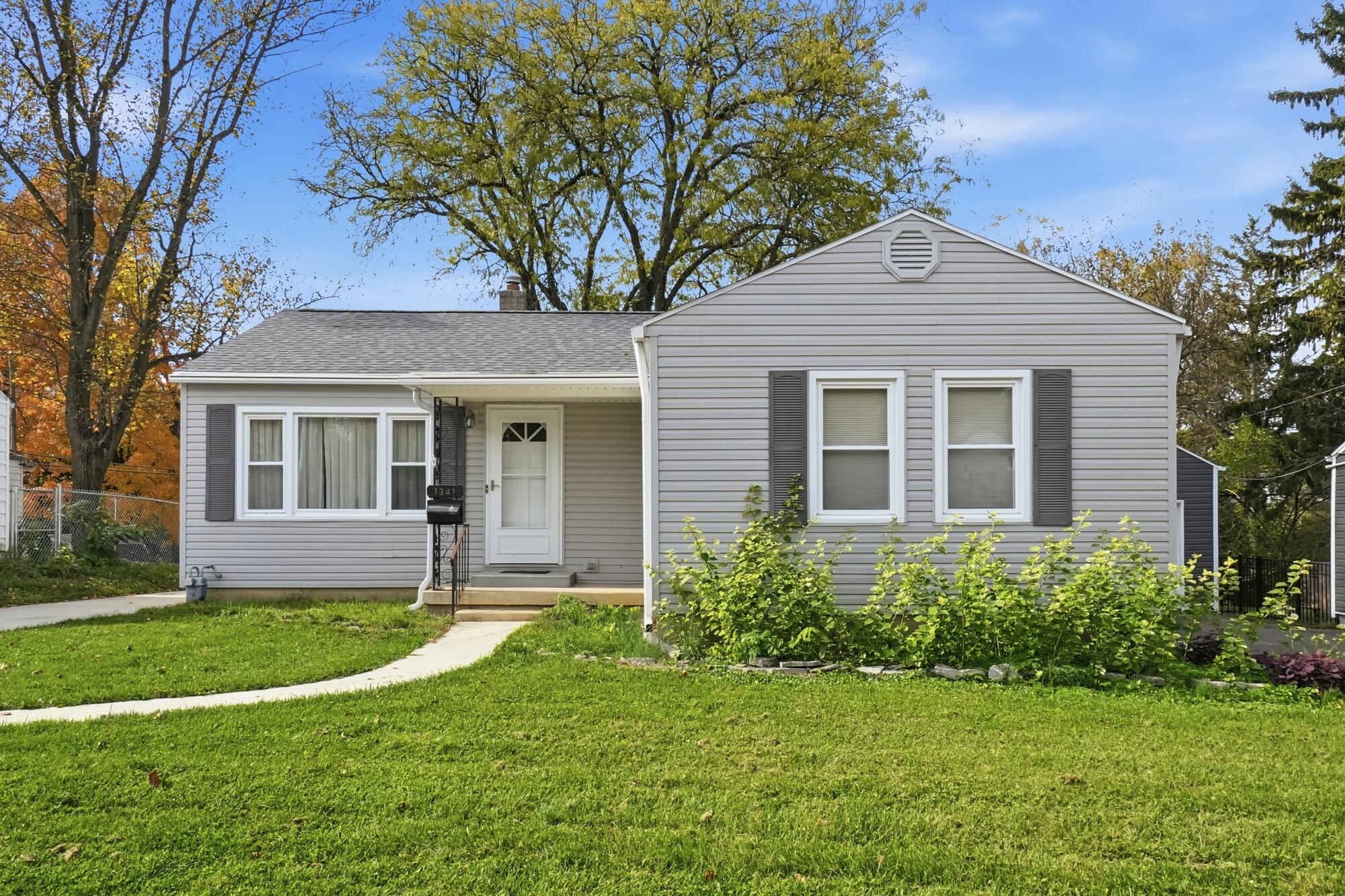 1341 N Plum Street — photo