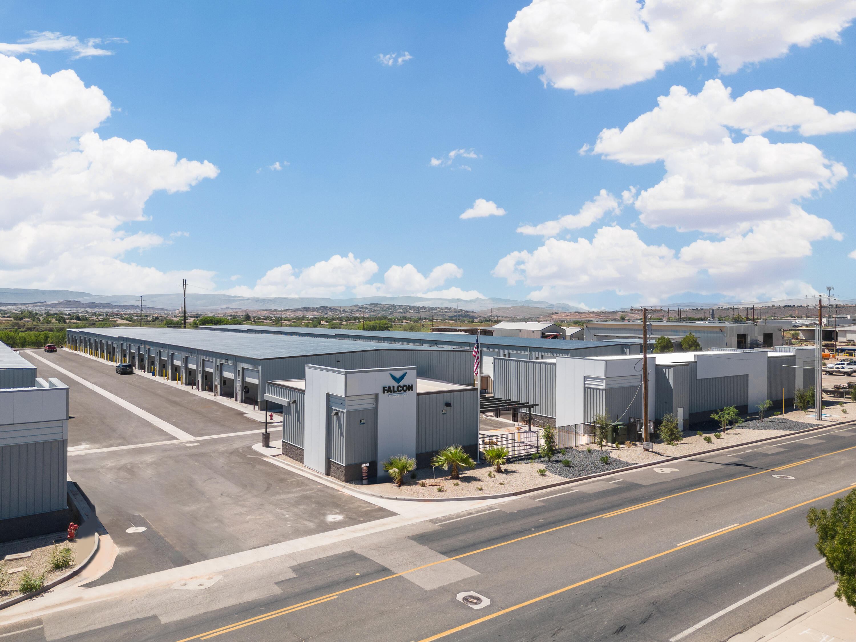 Bldg F 24 E. Industrial Dr — photo