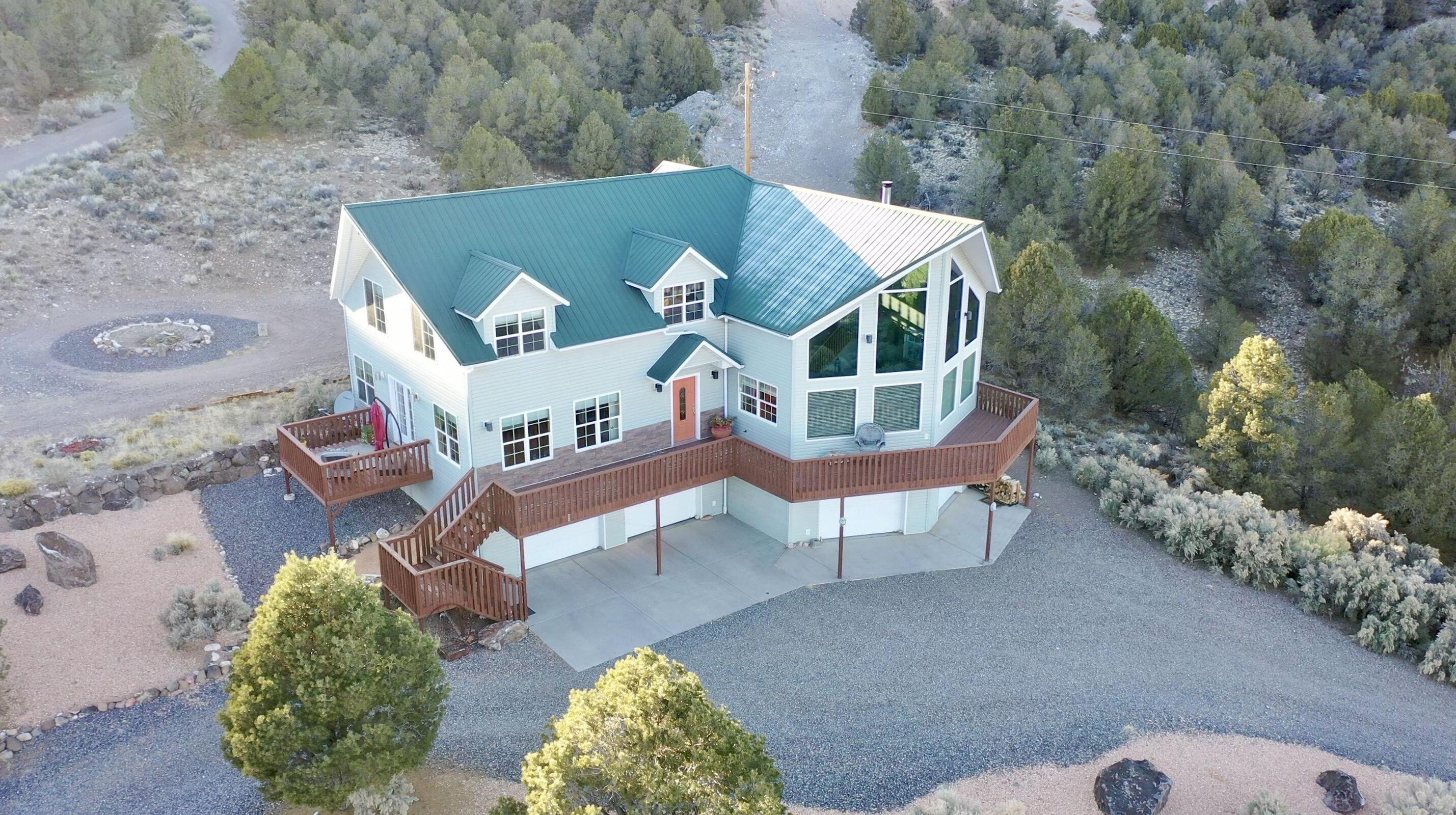 1915 E Bailey Acres Dr — photo