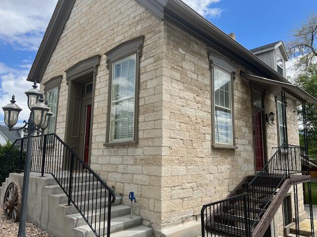 38 E Center St — photo