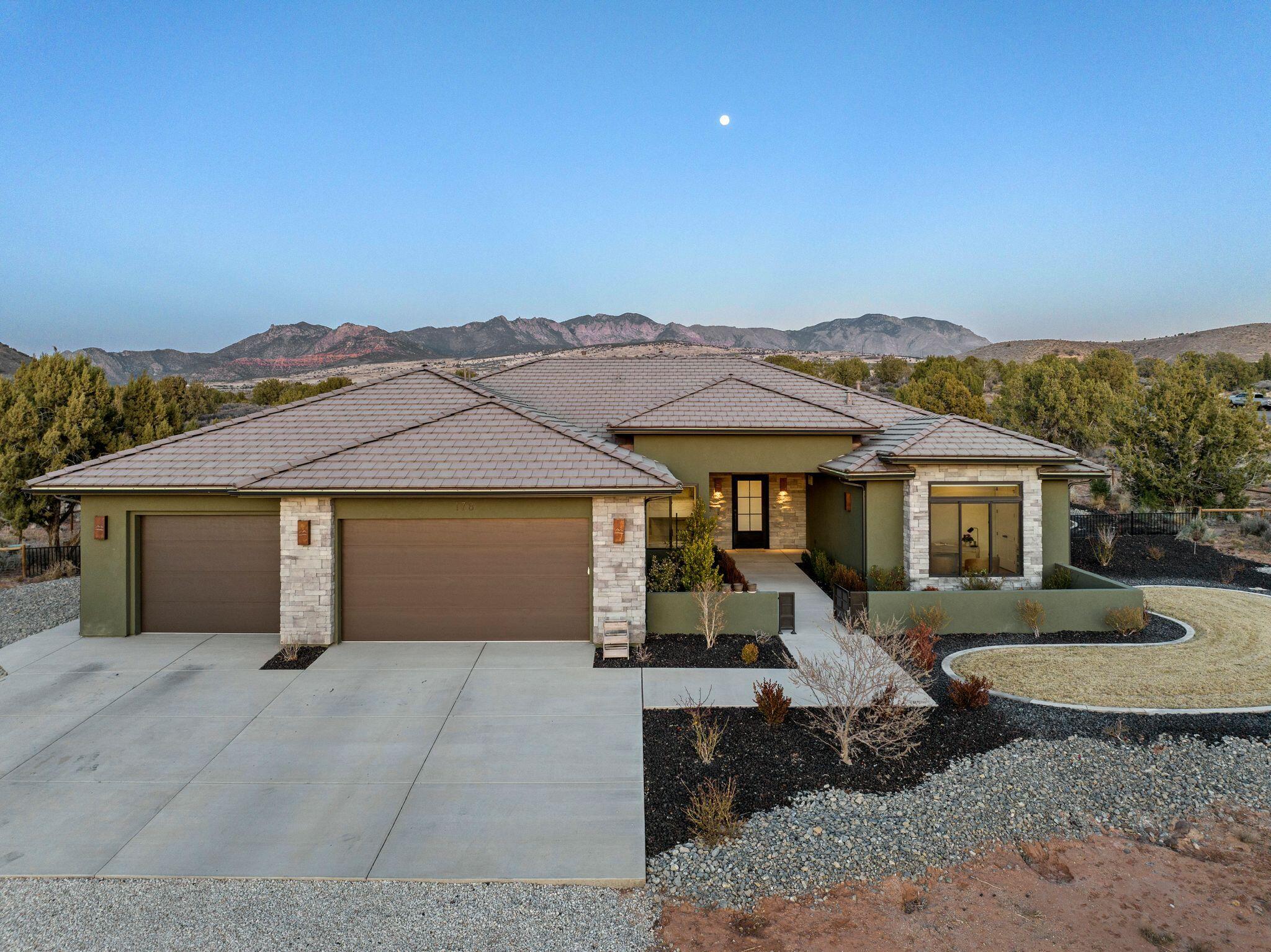 178 Peregrine Cir — photo