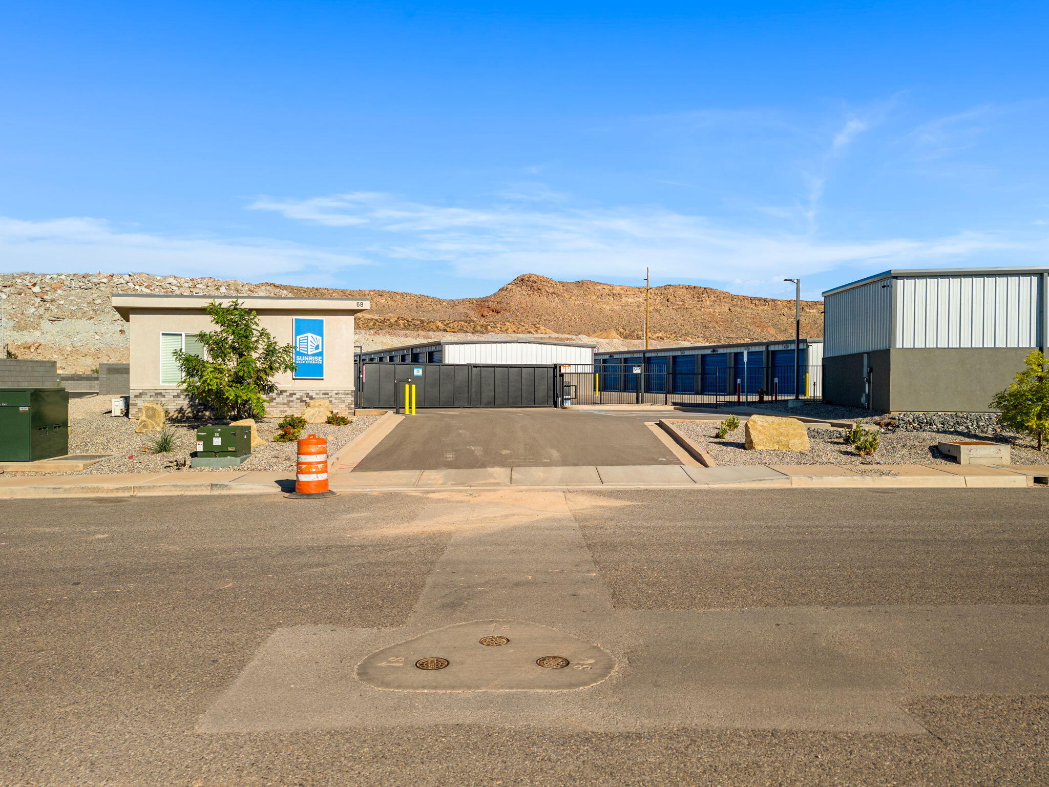68 S Warehouse Rd, Washington, UT 84780 — photo 2