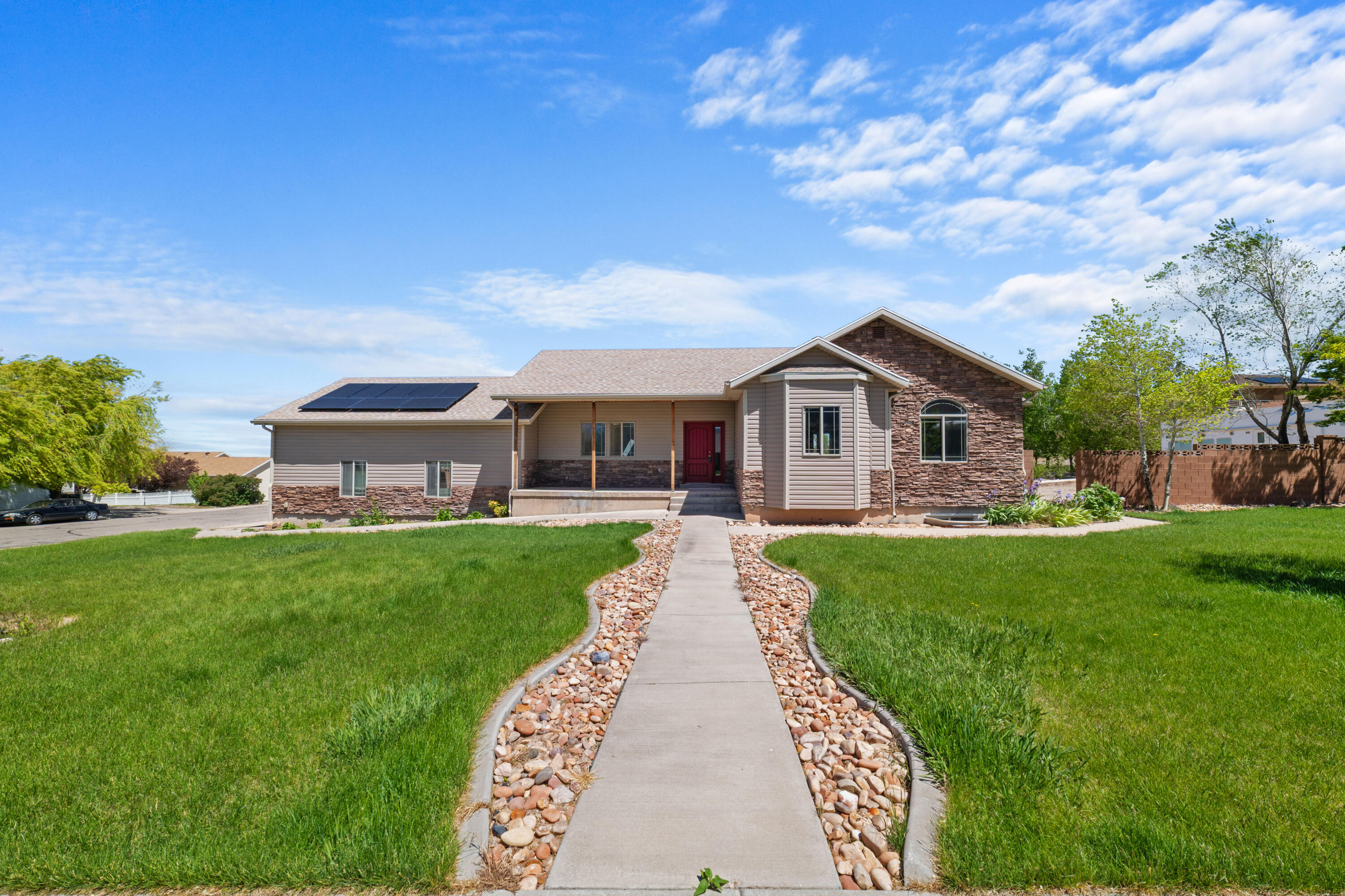 5154 Juniper Ridge Rd, Enoch, UT 84721