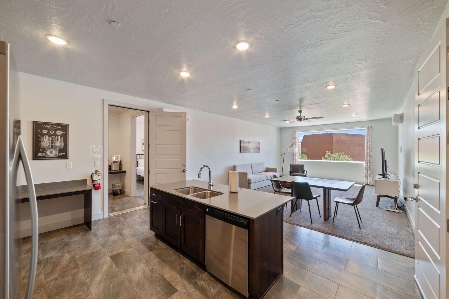 5160 W Villas North Dr #6-106 & 108 — photo