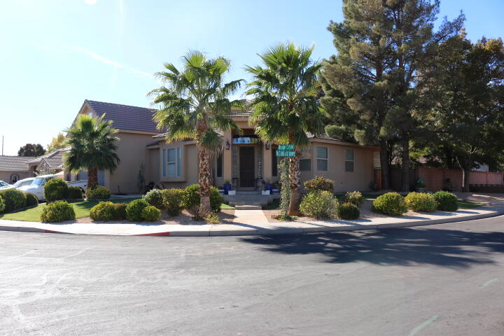 2319 Bryson — photo