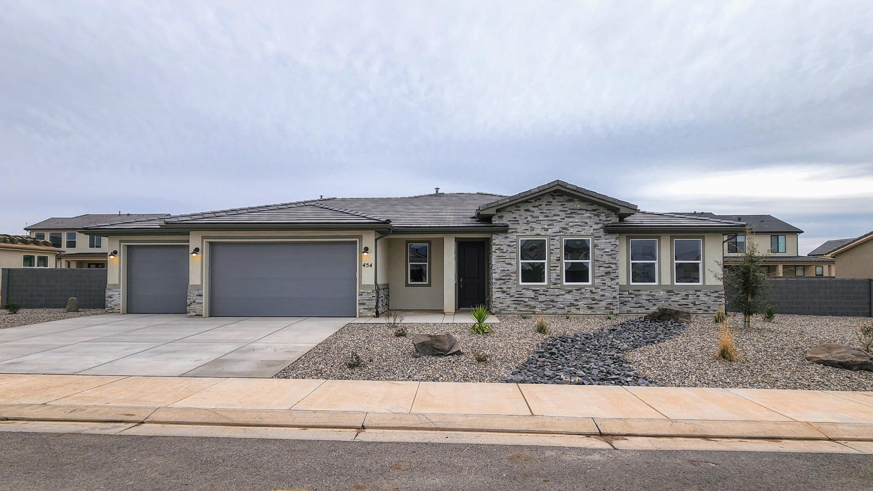 454 E 4290 S Lot 301 — photo