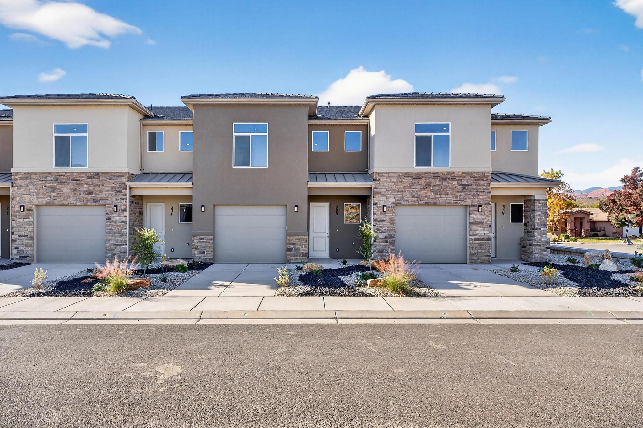 322 N 3210 W — photo