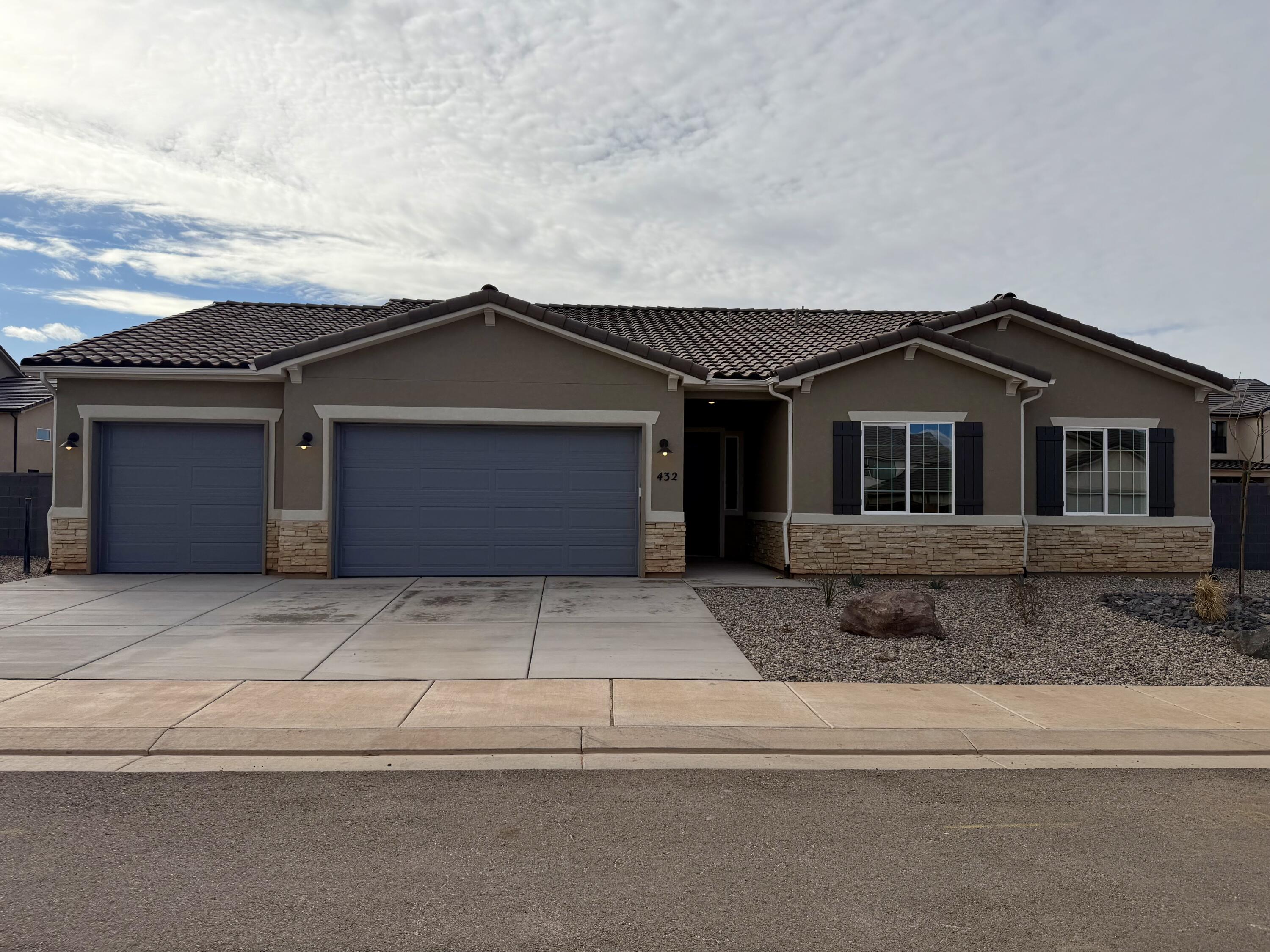 432 E 4290 S Lot 300 — photo