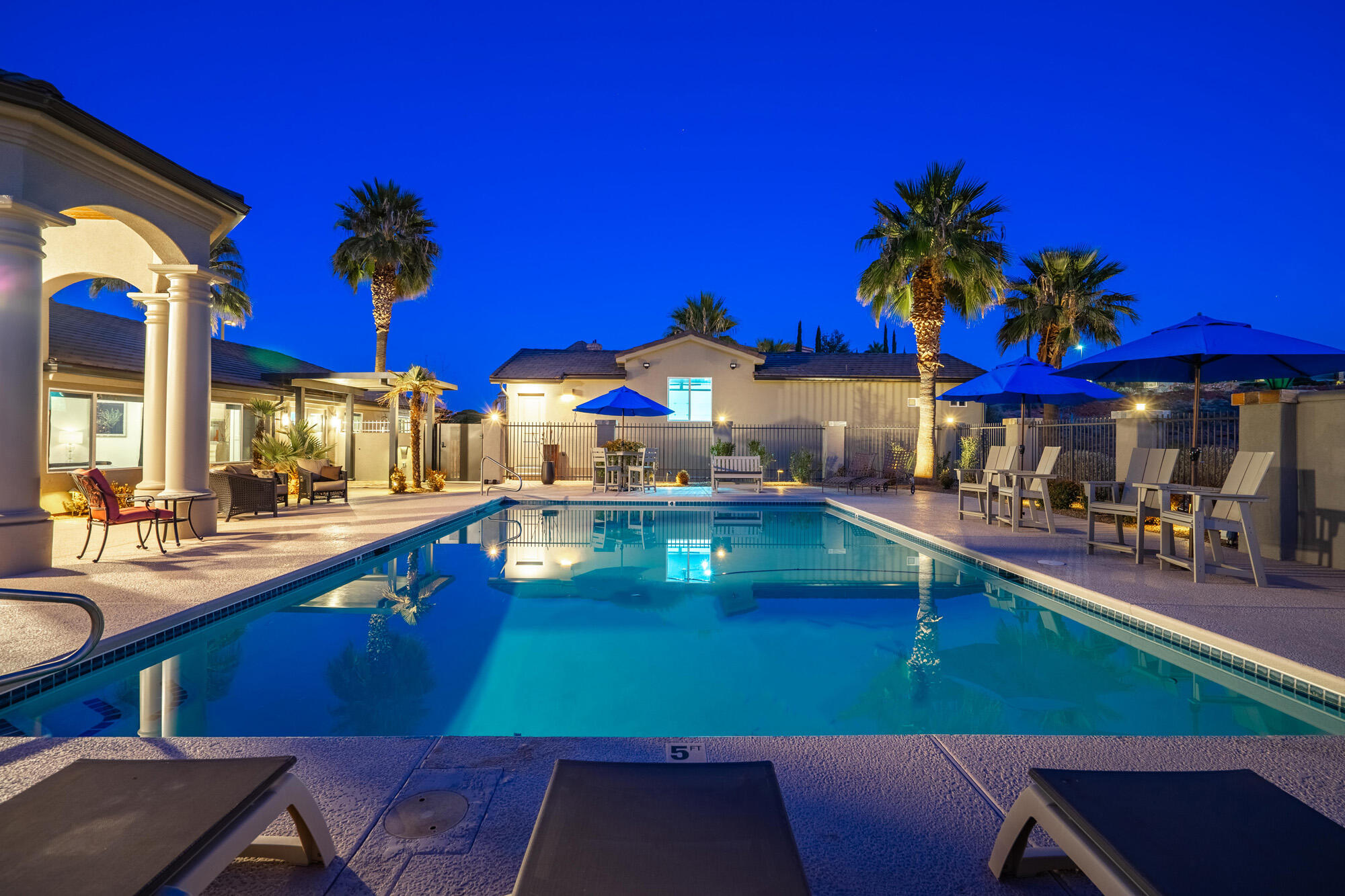 1297 W Lions Head Dr — photo