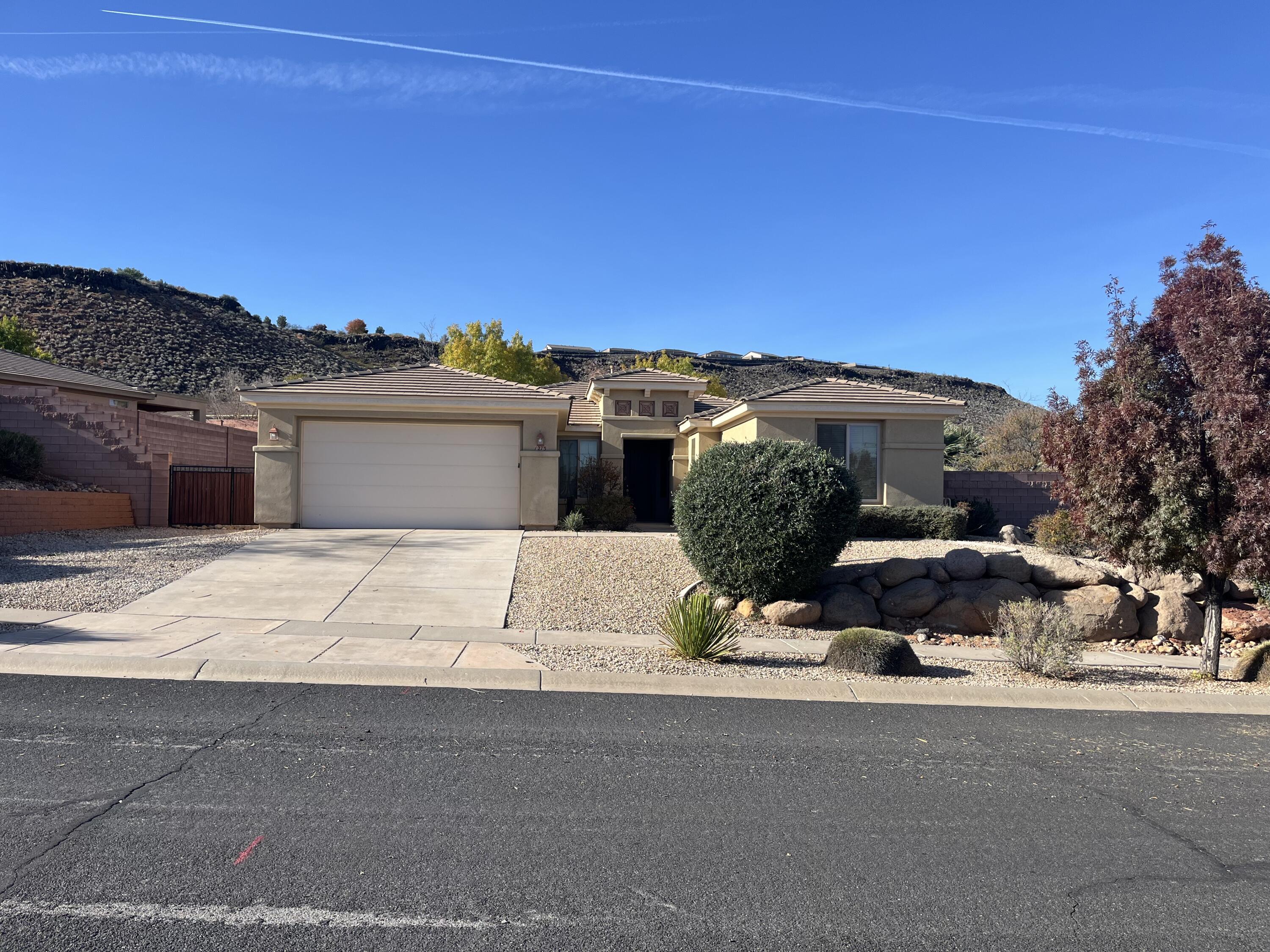 1273 N Overland Trails Cir — photo
