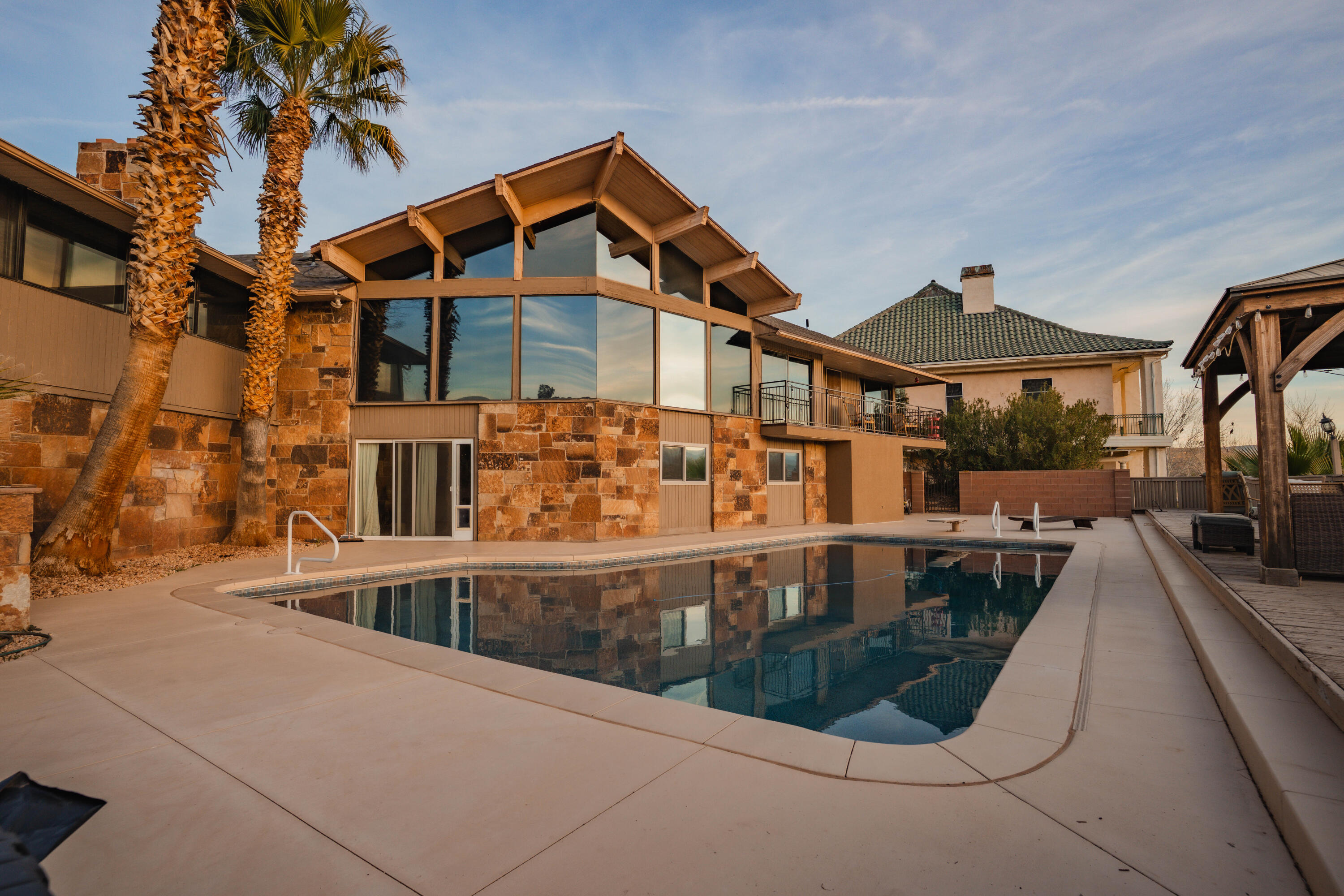 980 Cactus Cir — photo
