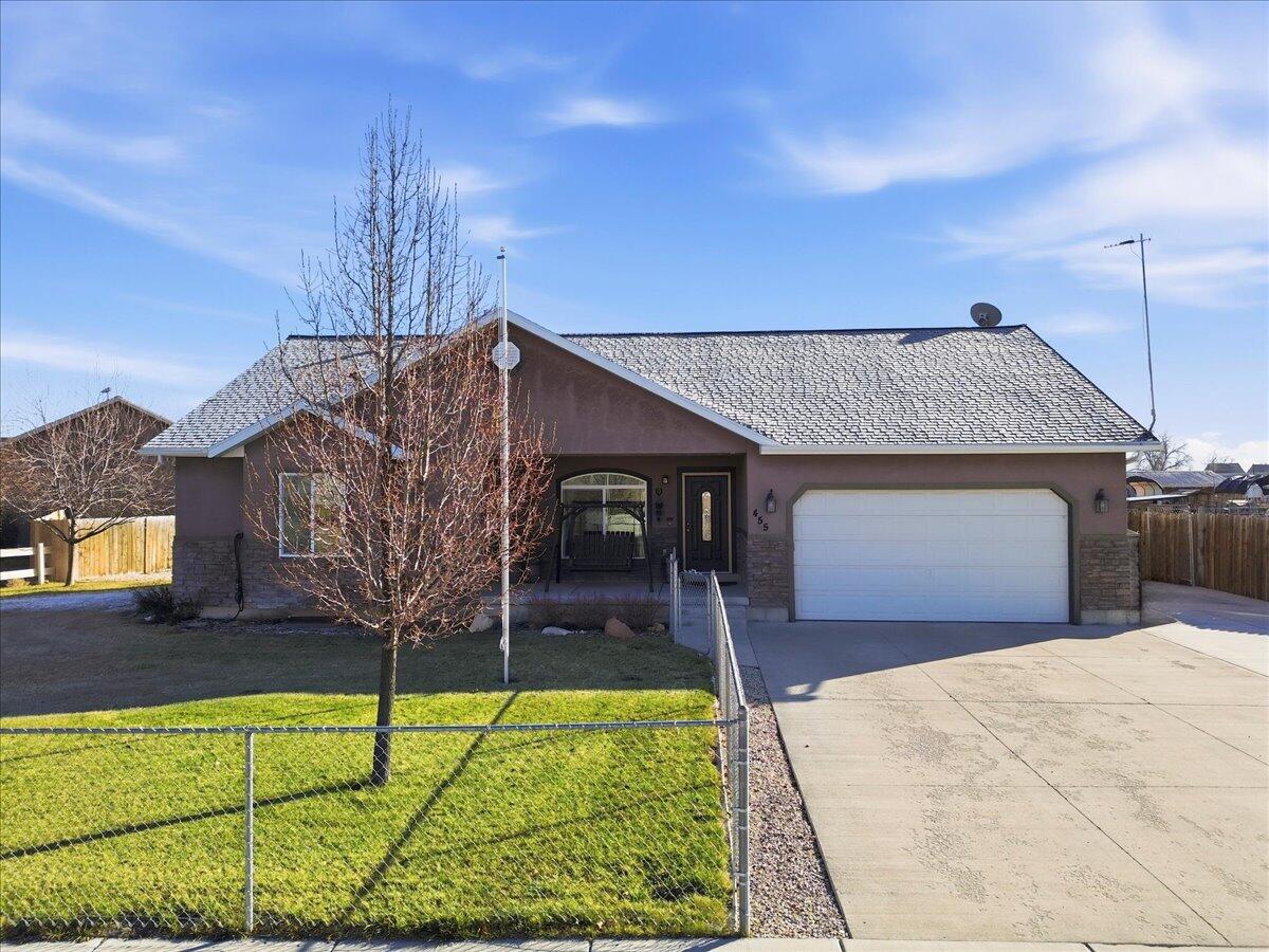 455 Rock Creek Dr — photo