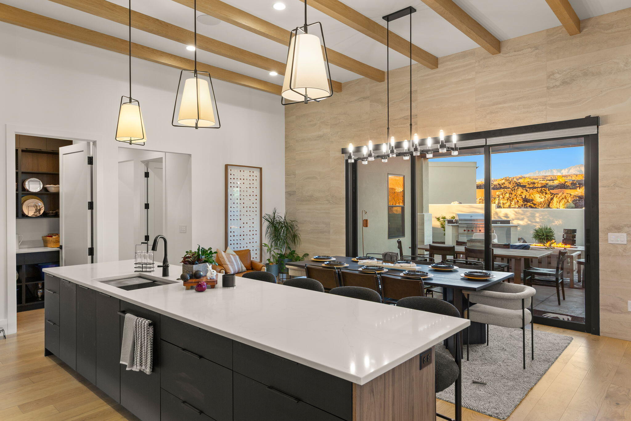 2768 W Lava Valley Way — photo