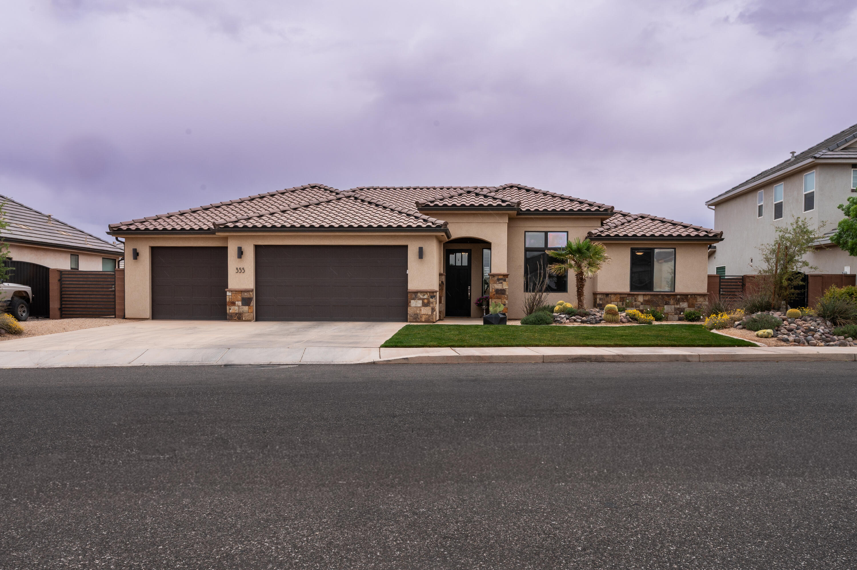 355 Treasure Valley Rd, Washington, UT 84780