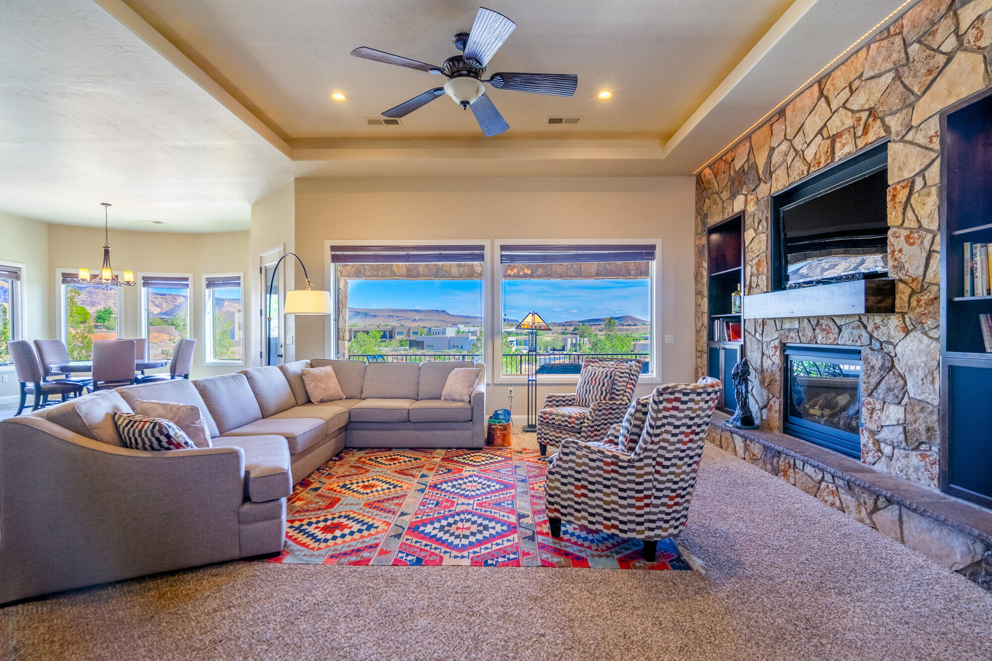 4976 N Mesquite Dr — photo