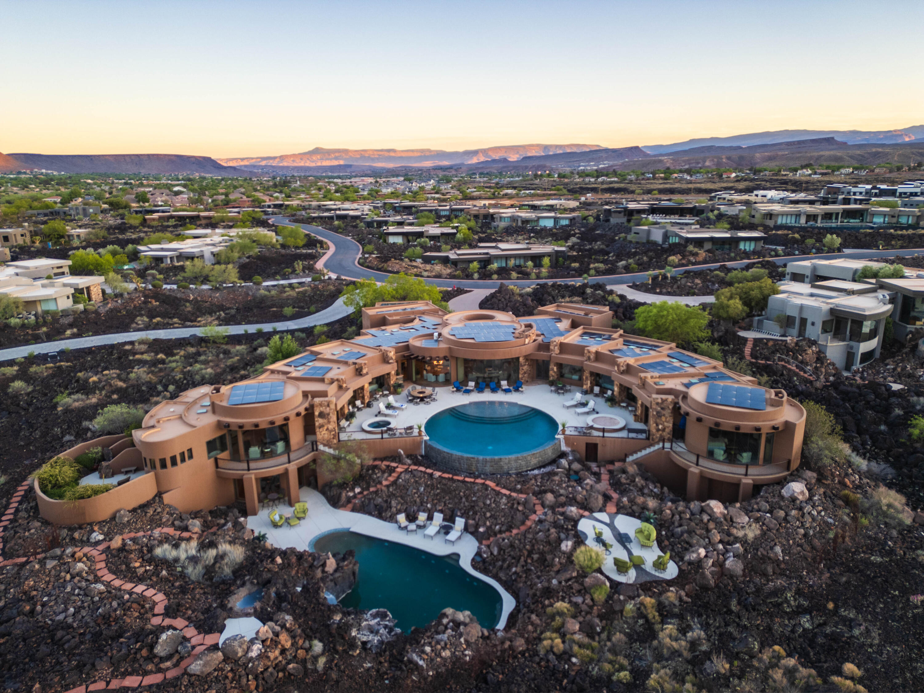 2248 N Tacheene Dr — photo