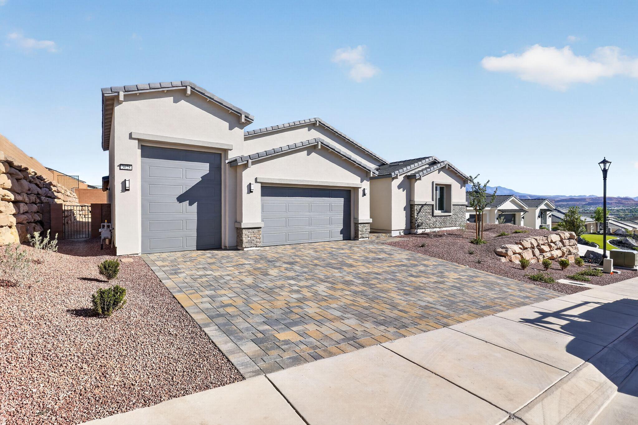 3028 W Orco Ln — photo