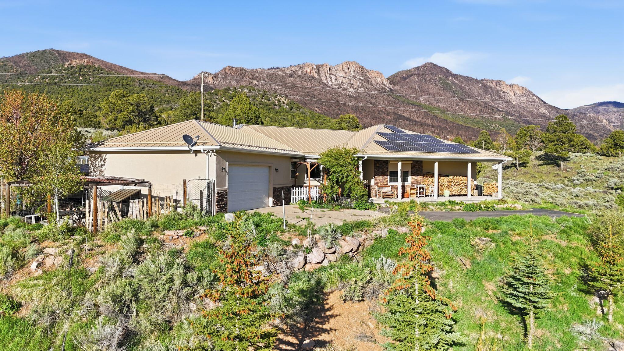 1001 E Pine Valley Rd — photo