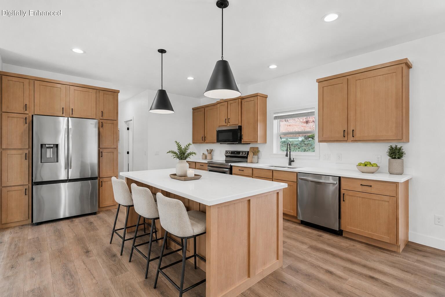 4175 E Mountain View Dr — photo