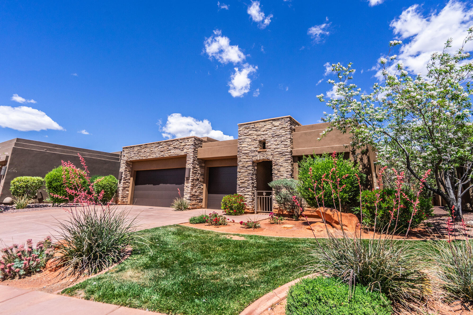 2139 W Cougar Rock Cir 142 — photo