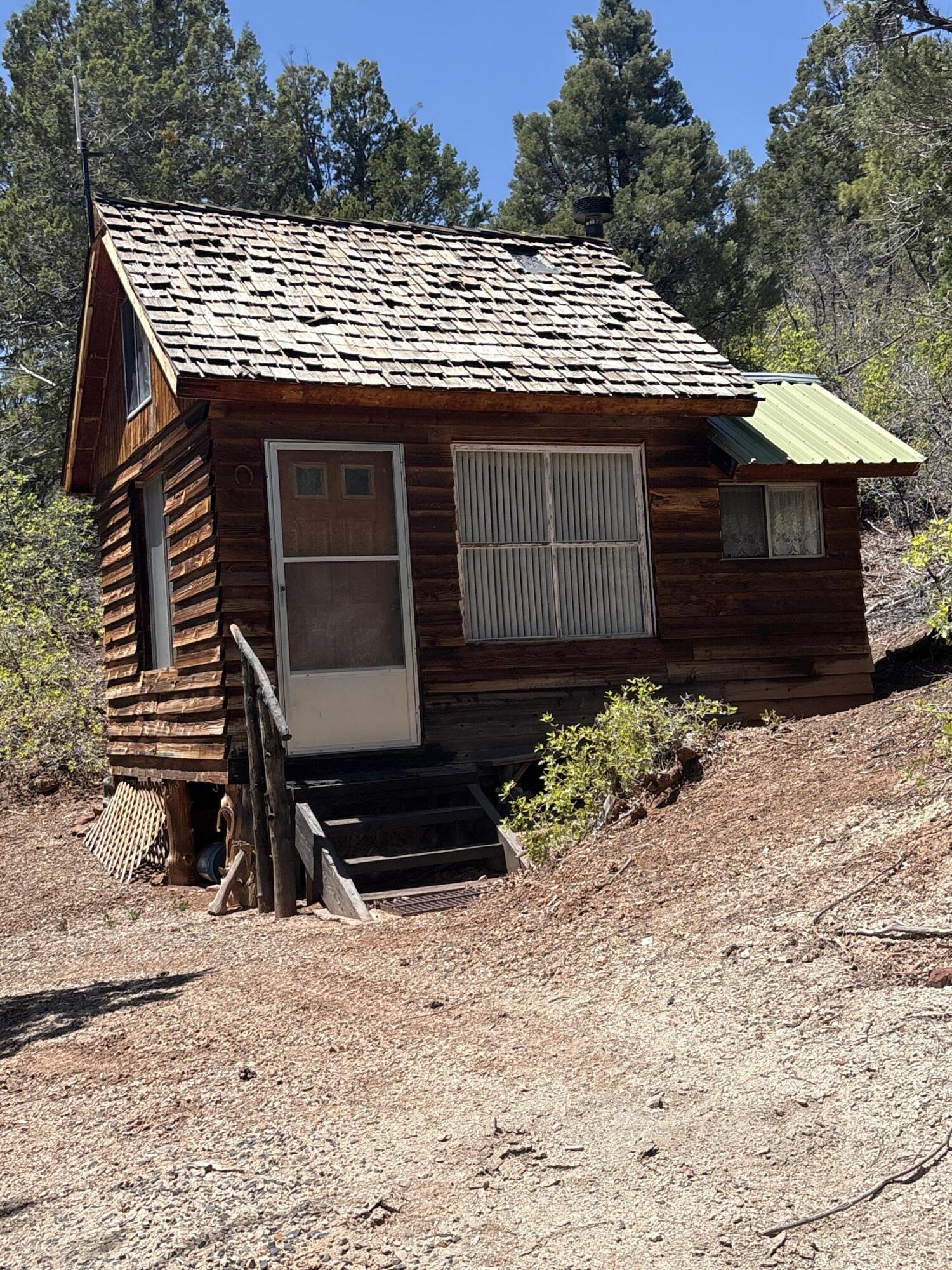 5 N Box Canyon Rd — photo
