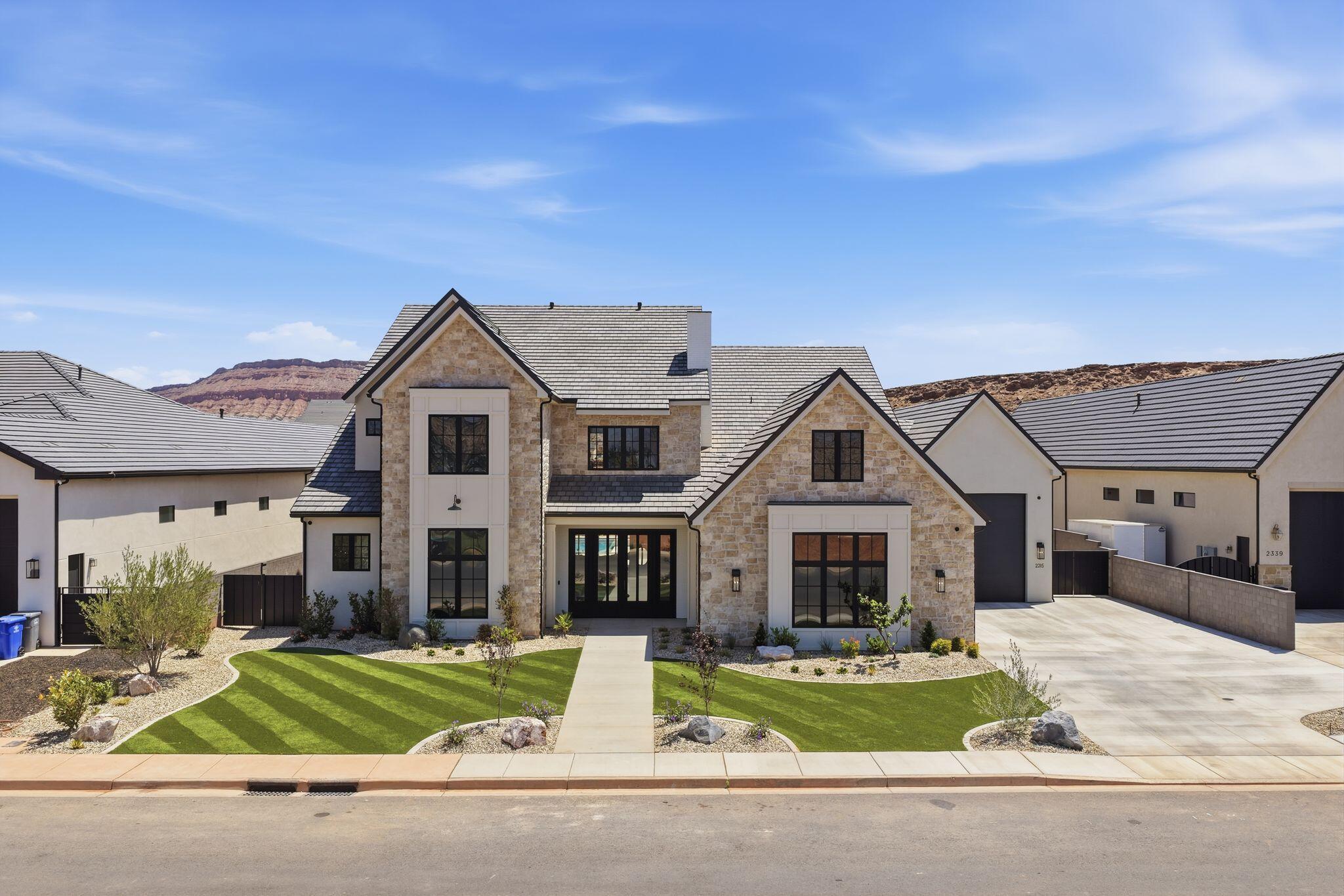 2315 S Crimson Cliffs Way — photo