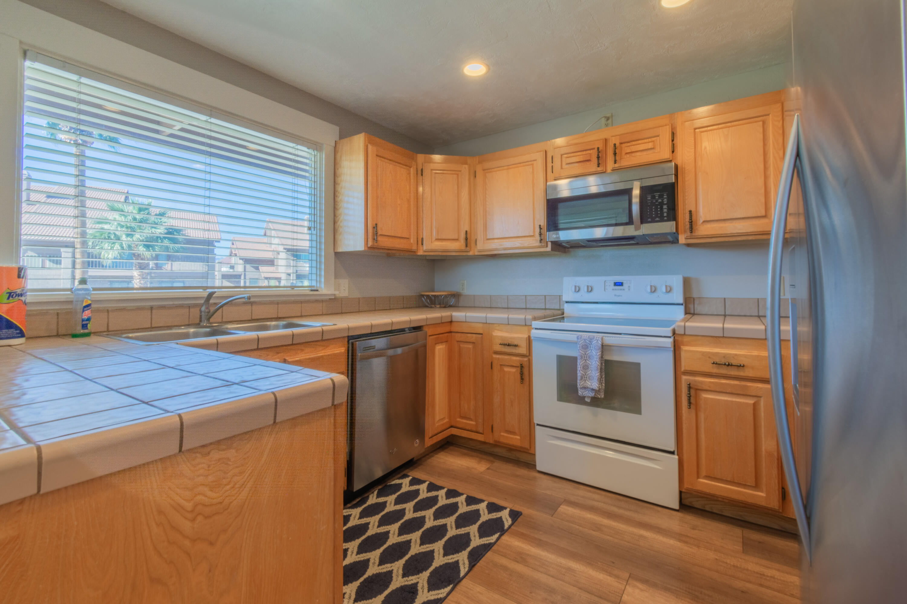 860 S Village RD #Y8, St George, UT 84770 — photo 2