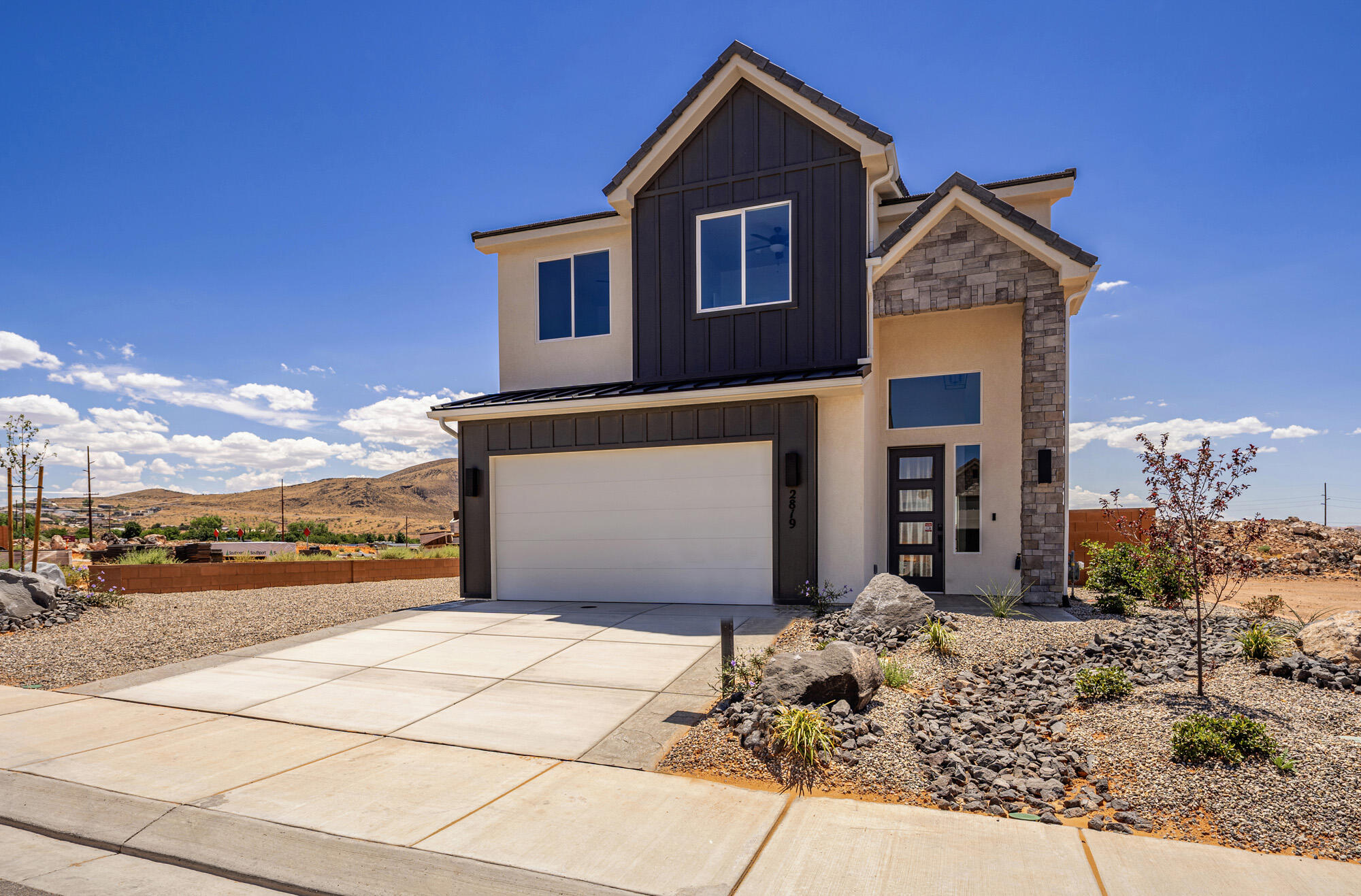 2819 W 310 N — photo
