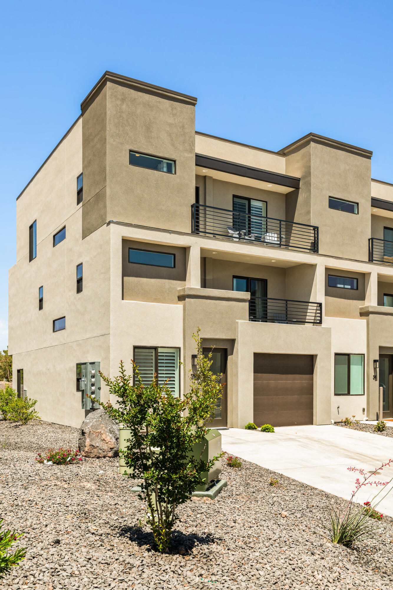 1143 S Gap Canyon Parkway 35 — photo
