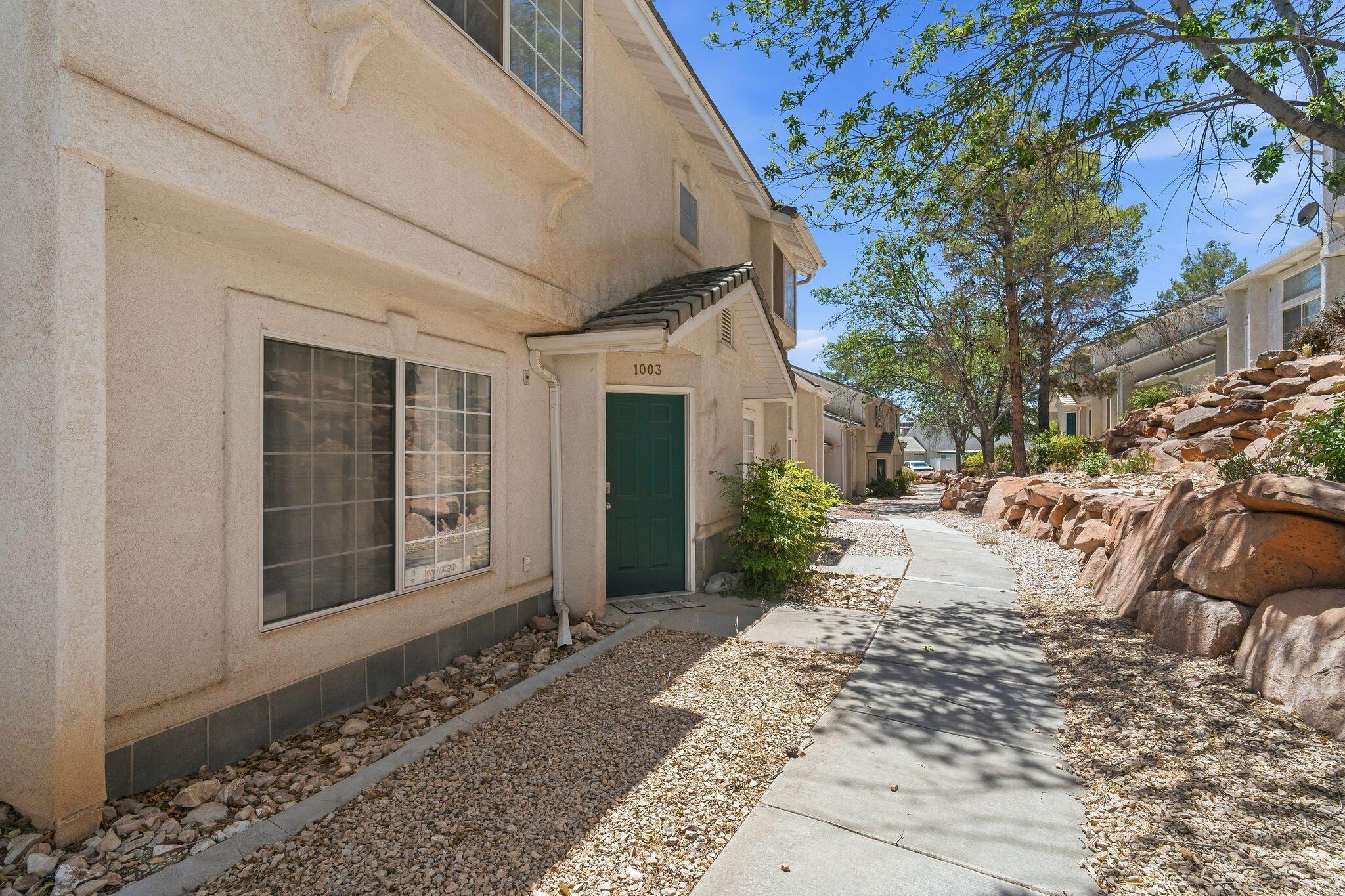 684 W Buena Vista Blvd 1003 — photo