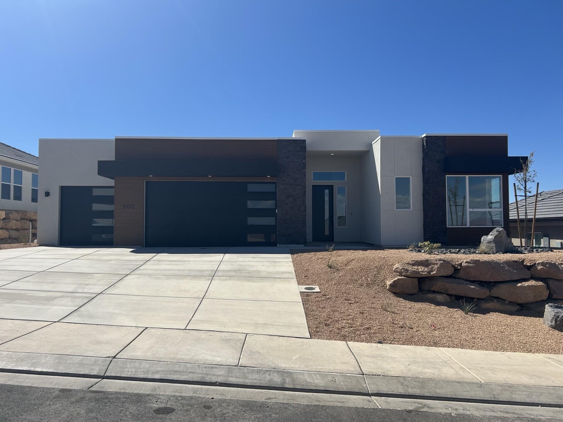 660 S Alcantara Ln Lot 33 — photo