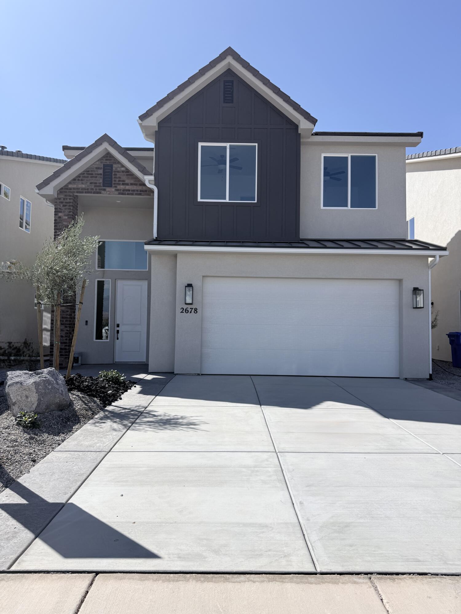 2678 E Suniva Way — photo