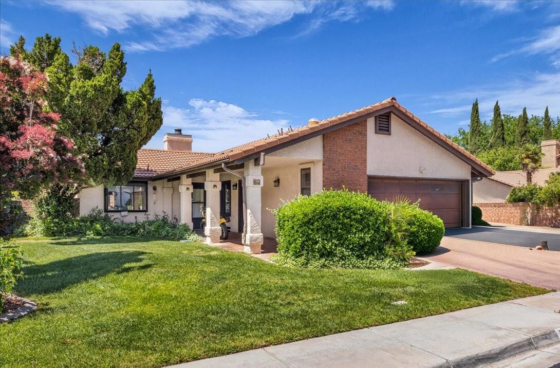 545 S Valley View Dr 82 — photo
