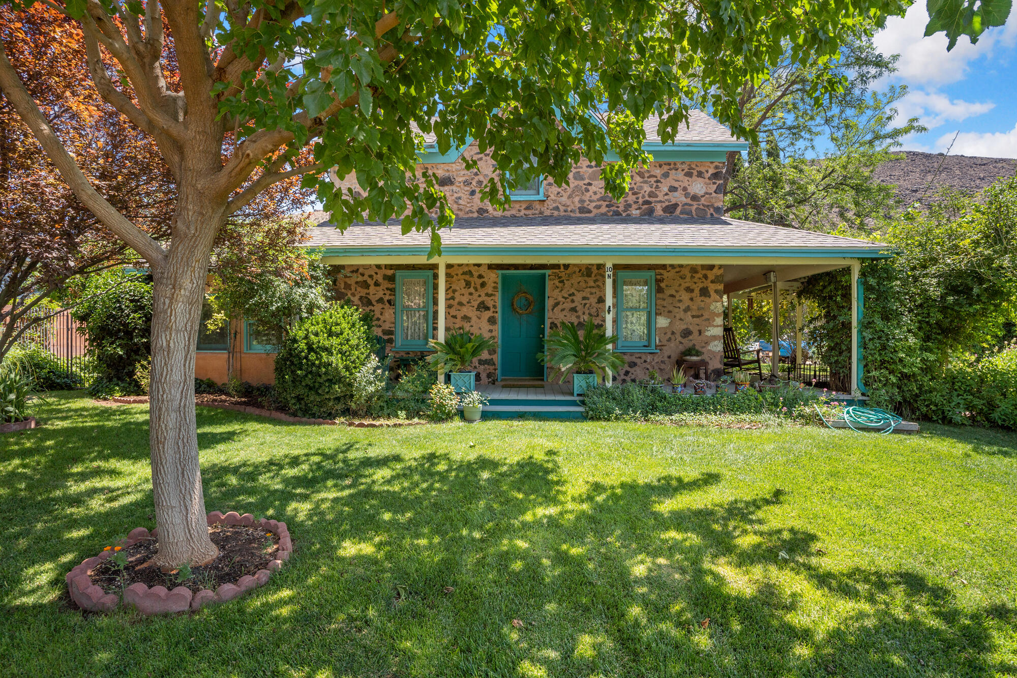 10 N Ash Creek Dr — photo