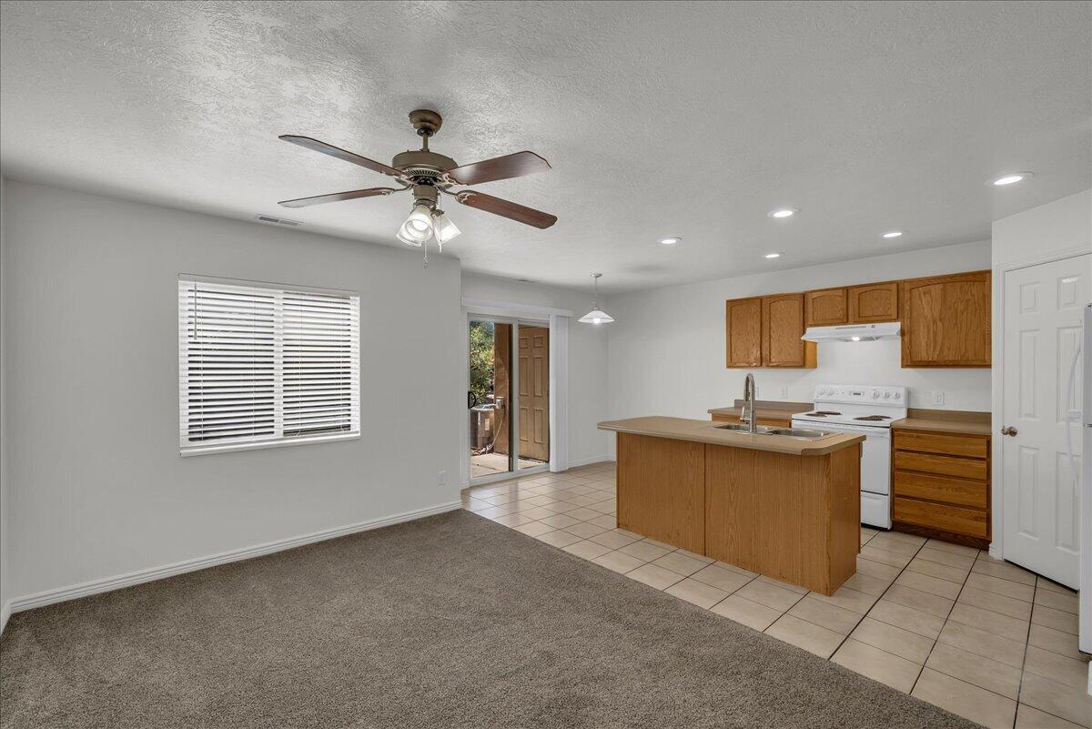 3155 S Hidden Valley Dr 198 — photo
